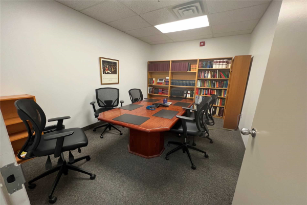16 Esna Park Dr, Markham
