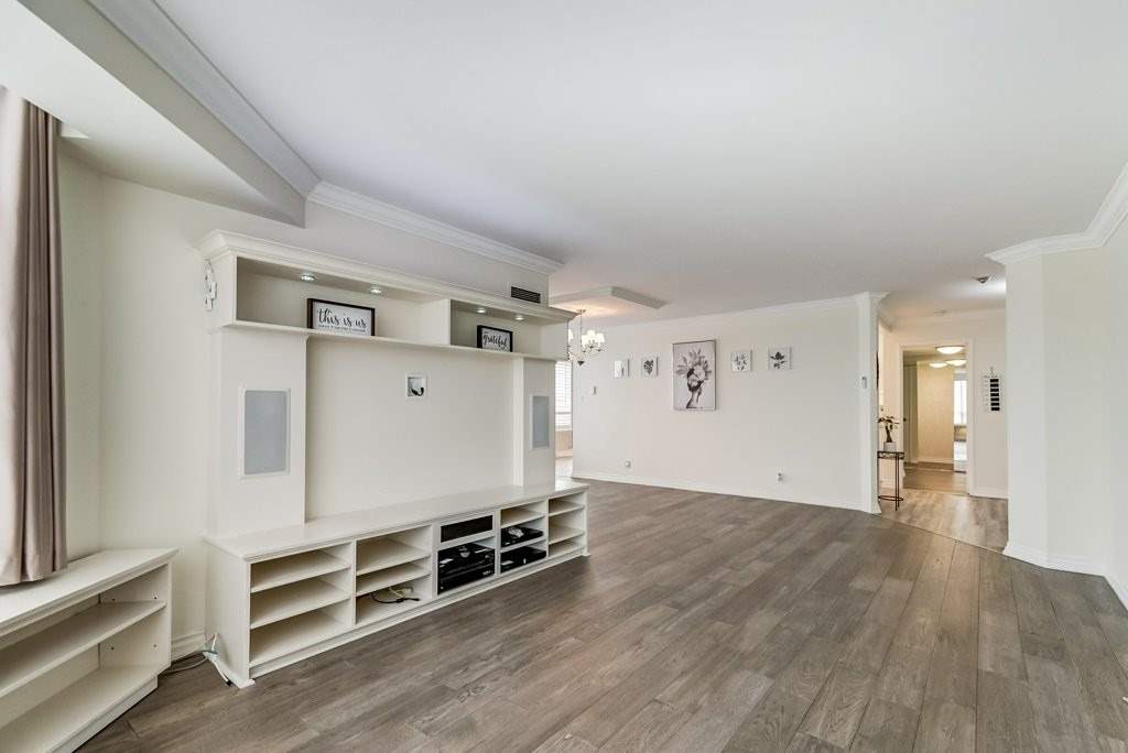 22 Clarissa Drive #1404