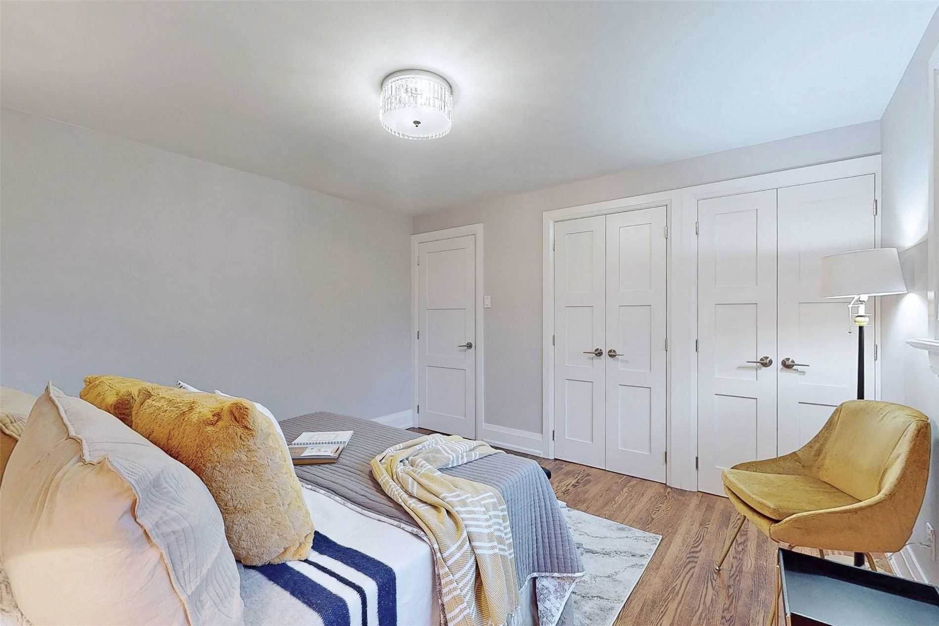 5 Shady Lane Cres