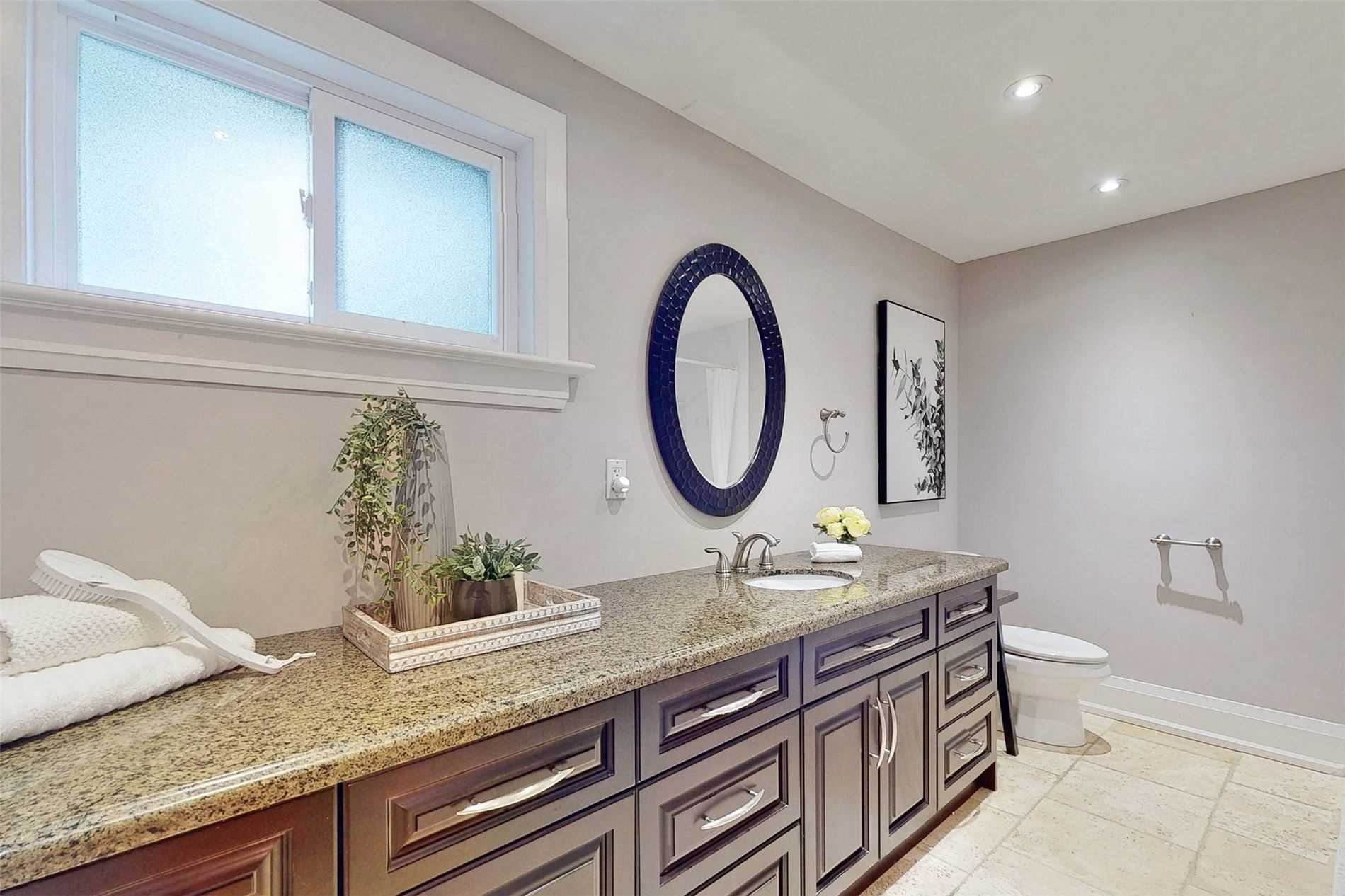 5 Shady Lane Cres