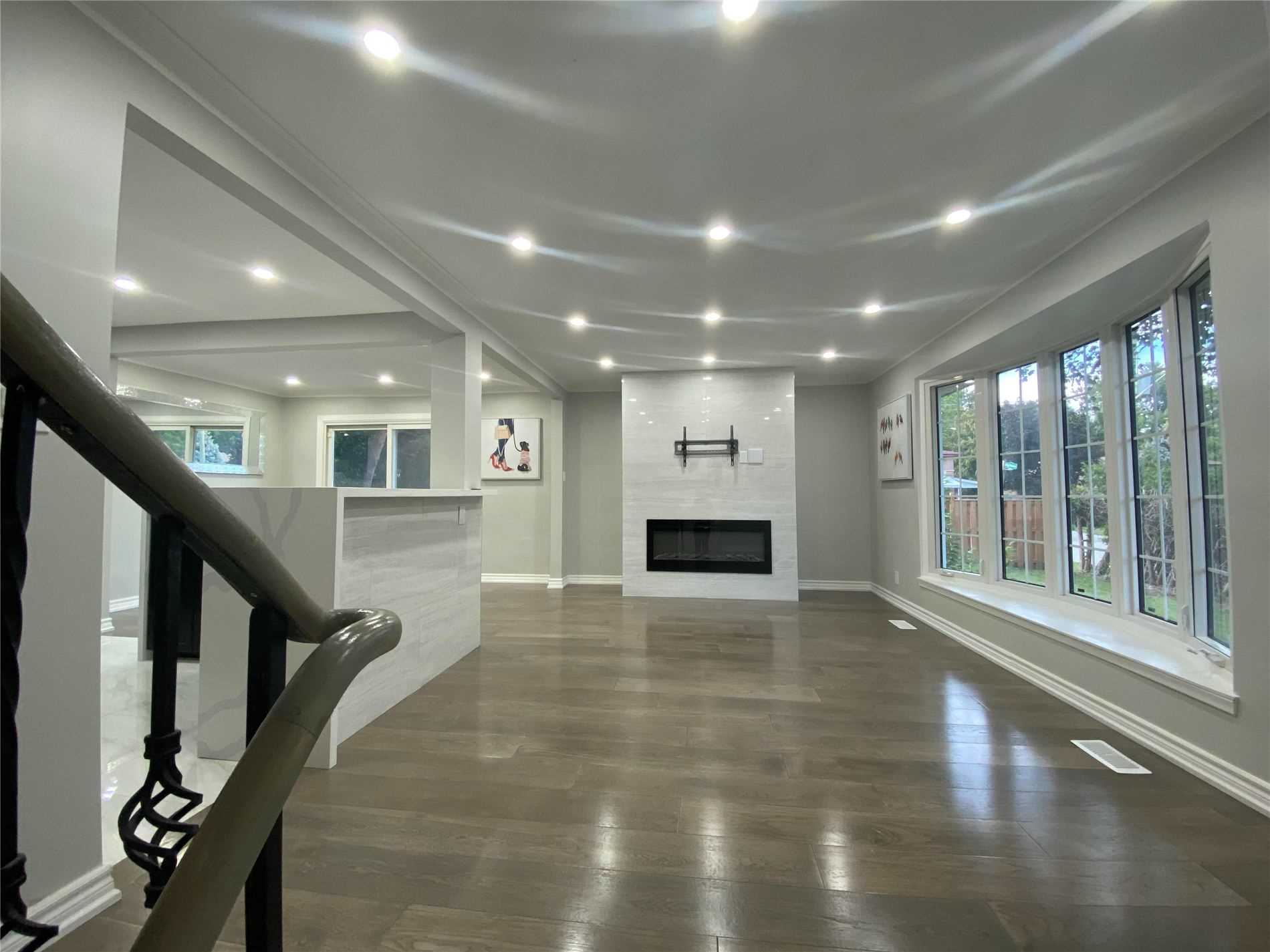 12 Sherwood Forest Drive