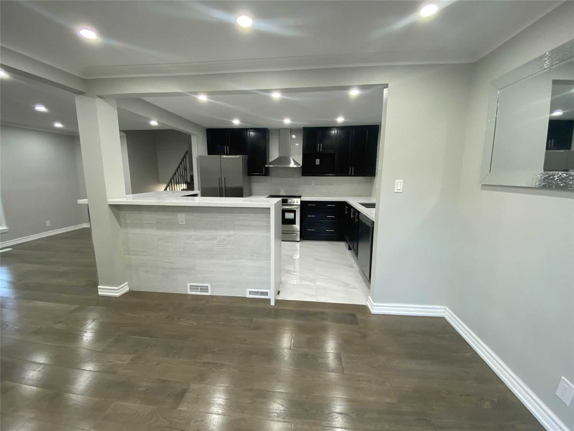 12 Sherwood Forest Drive