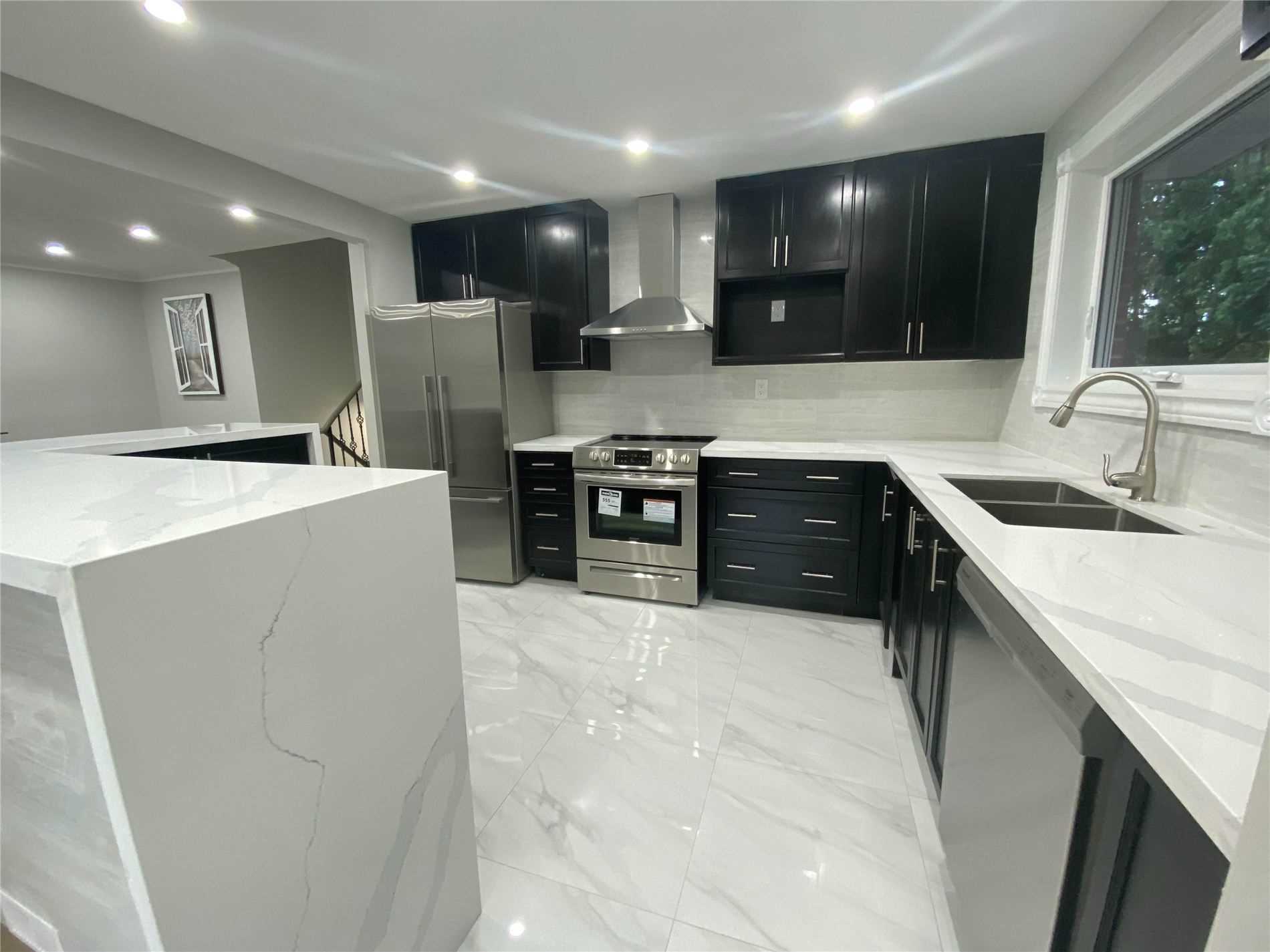 12 Sherwood Forest Drive