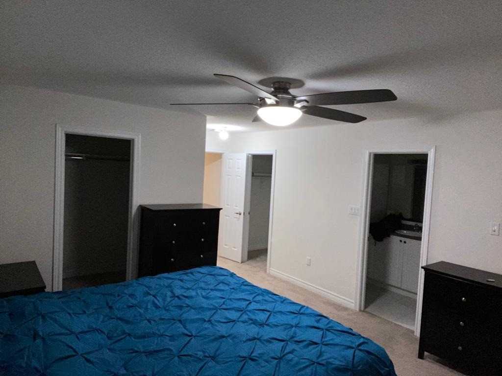 28 Hoard Ave N