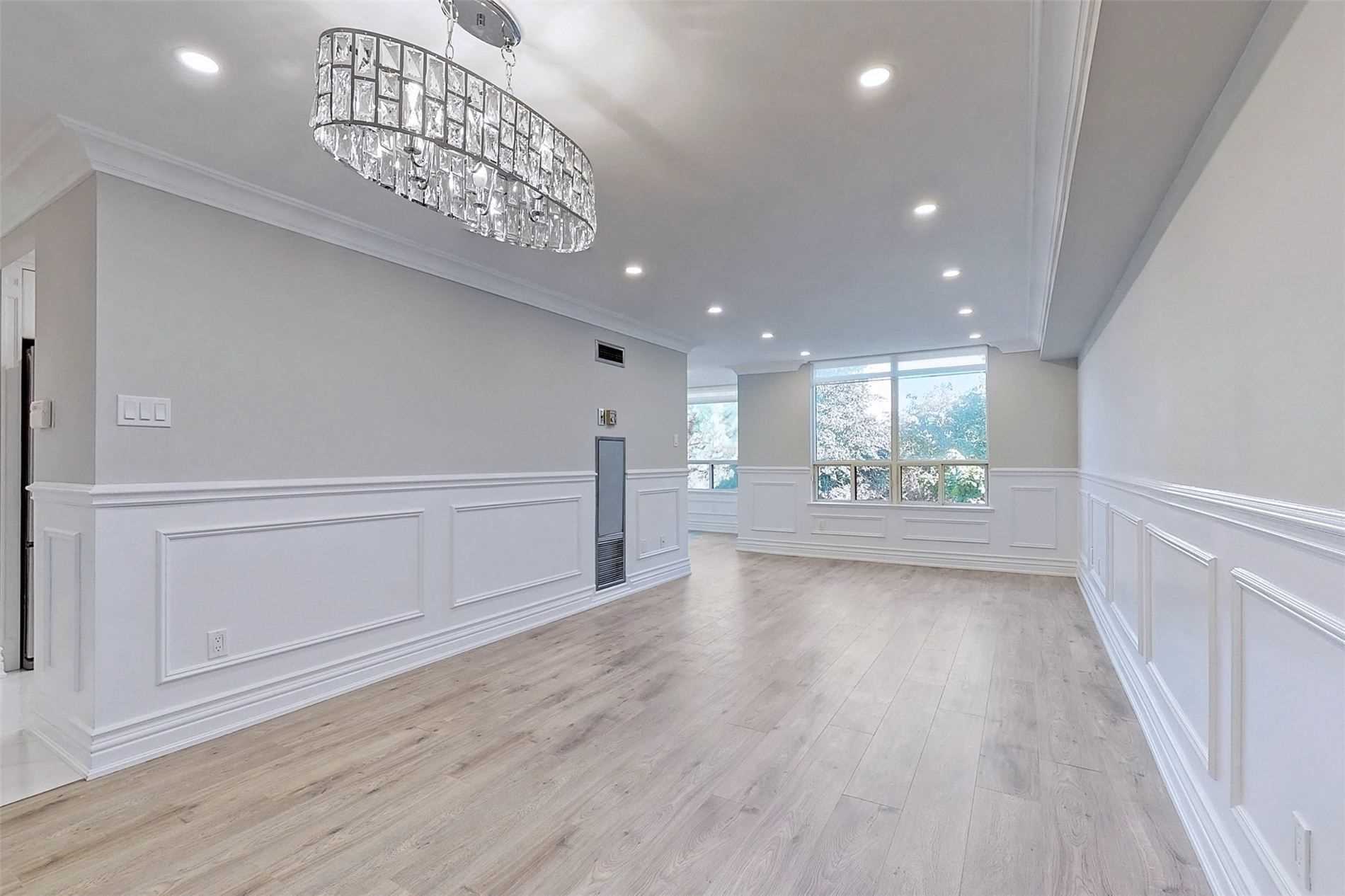 7 Townsgate Dr, #312