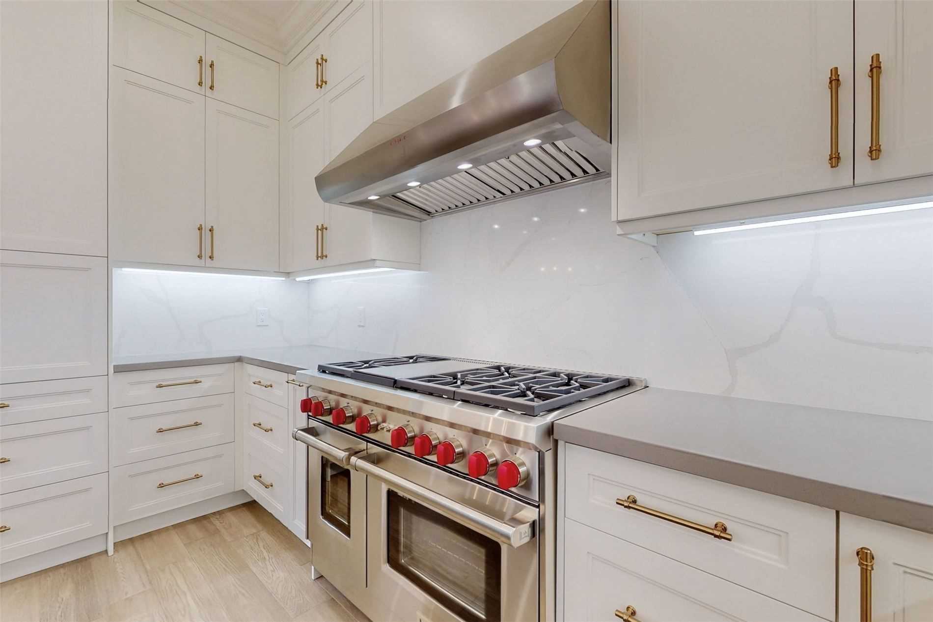 147 Royal Orchard Boulevard