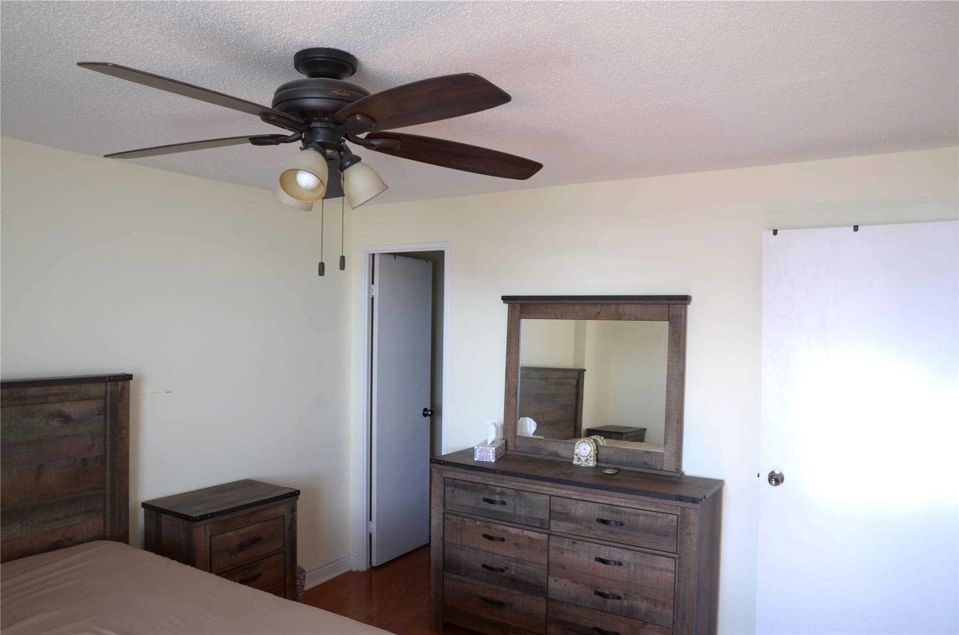 1 Royal Orchard Blvd, #1409