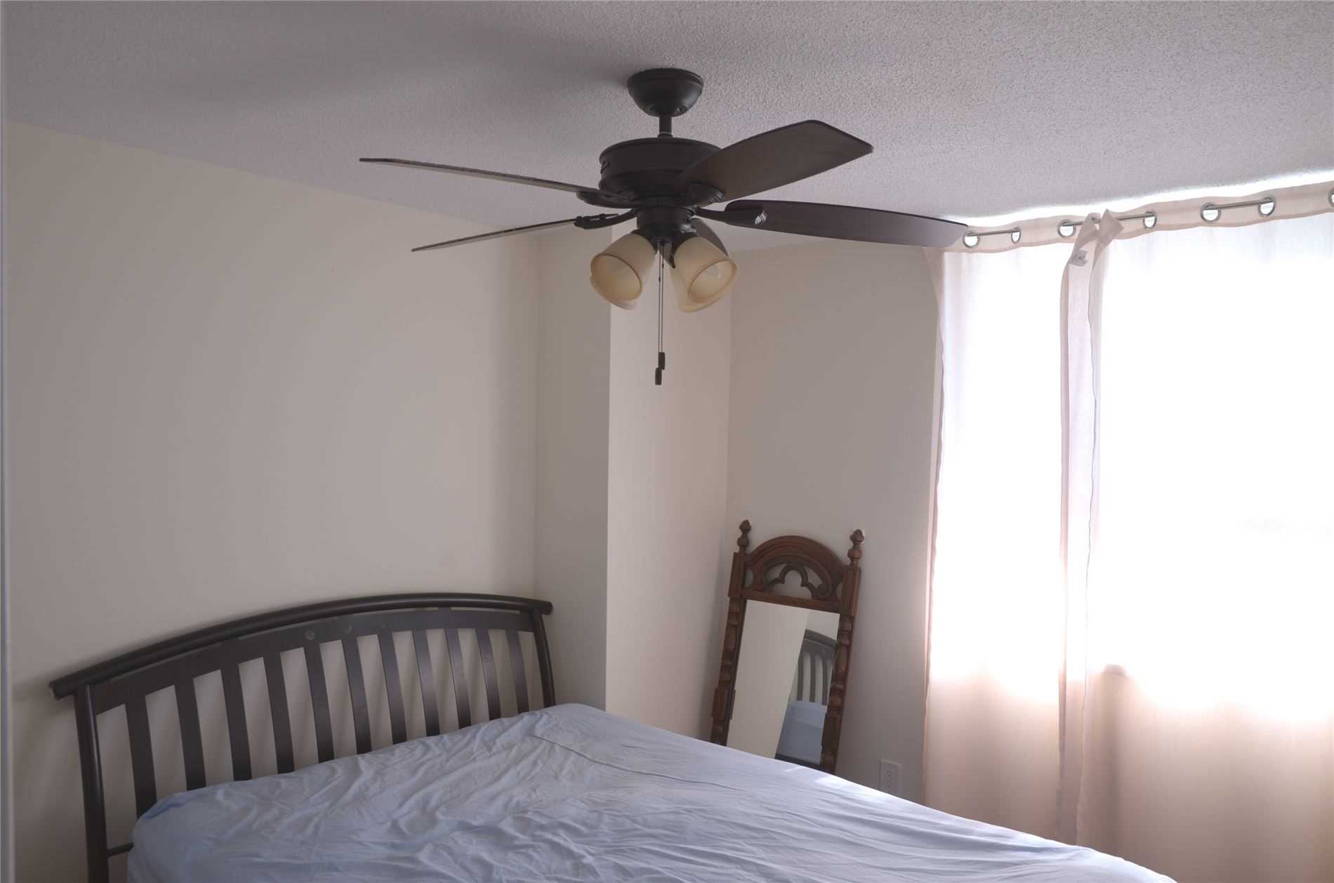 1 Royal Orchard Blvd, #1409