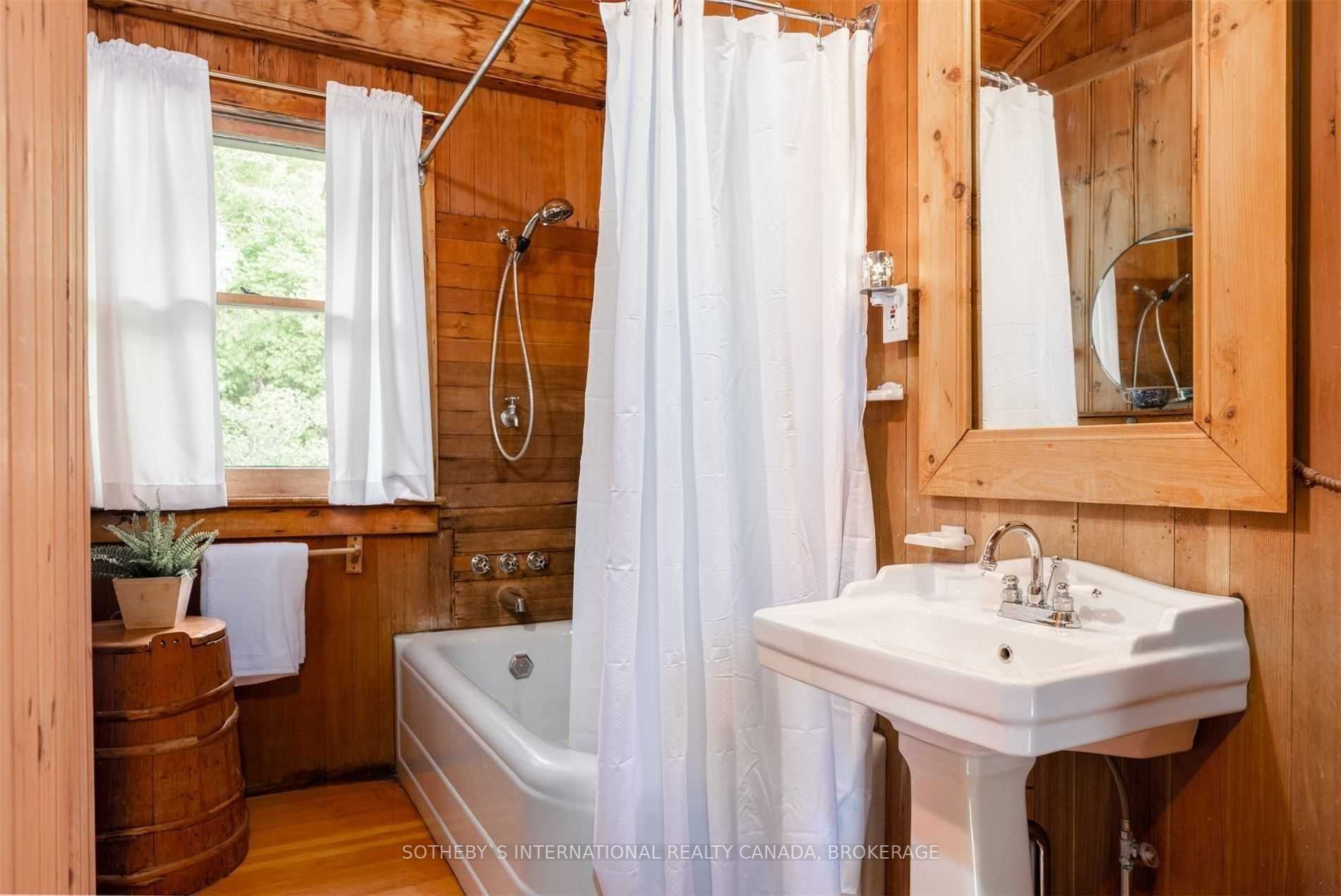 Listing N5833214 - Large Photo # 15