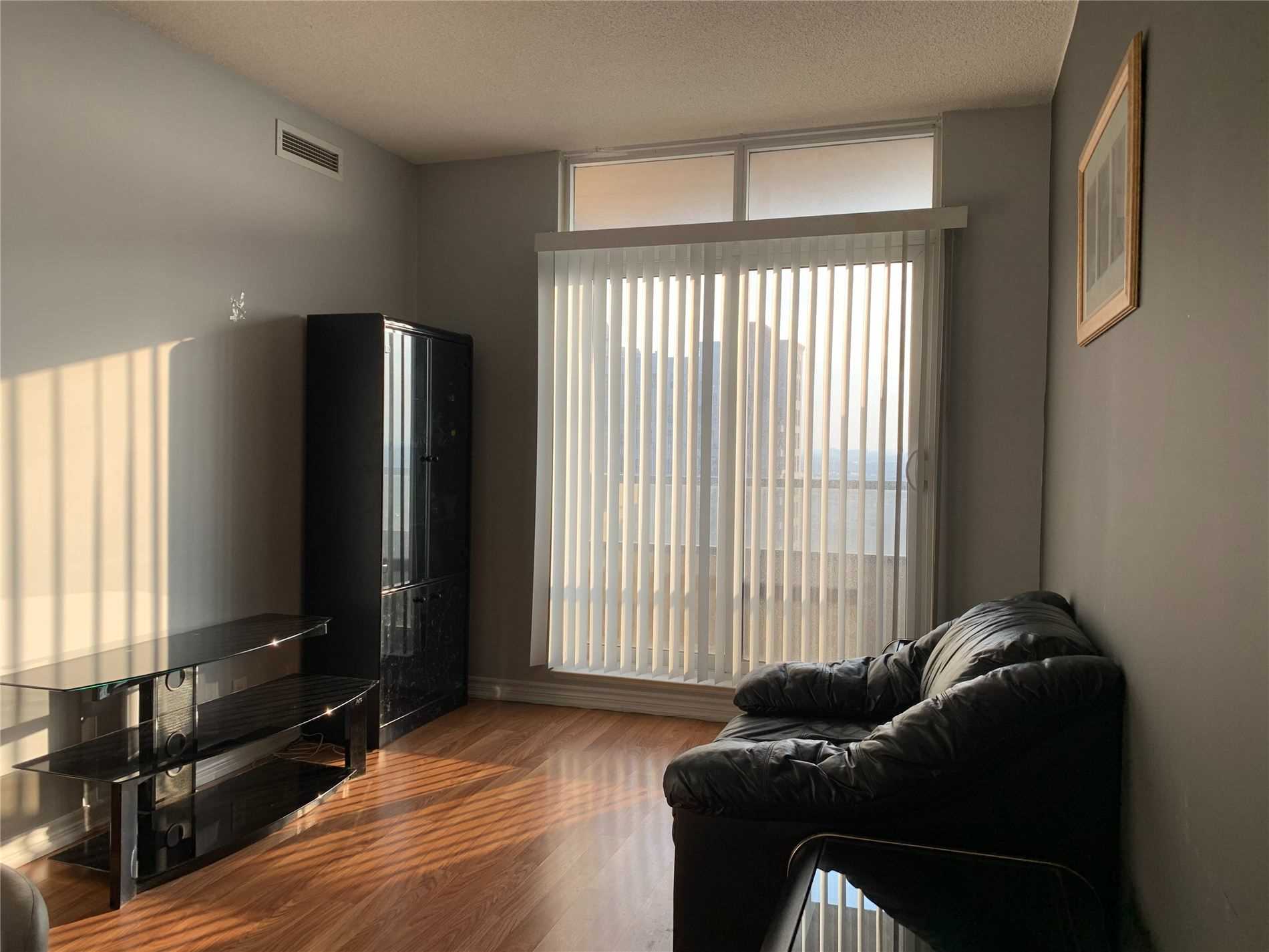 9235 Jane St, #1507