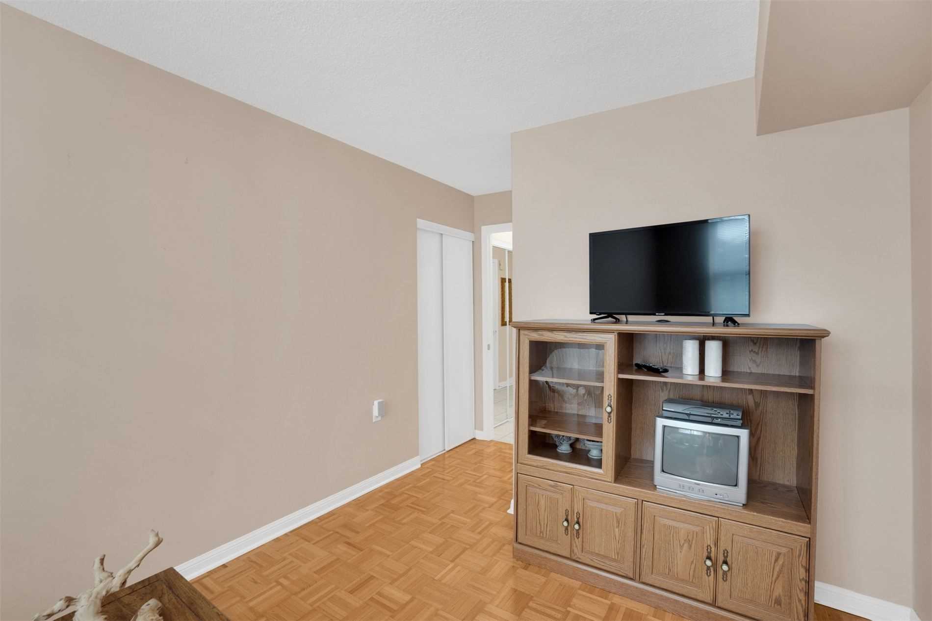 Listing N5835721 - Large Photo # 21