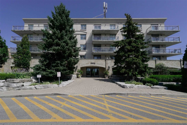 2500 Rutherford Rd, Vaughan