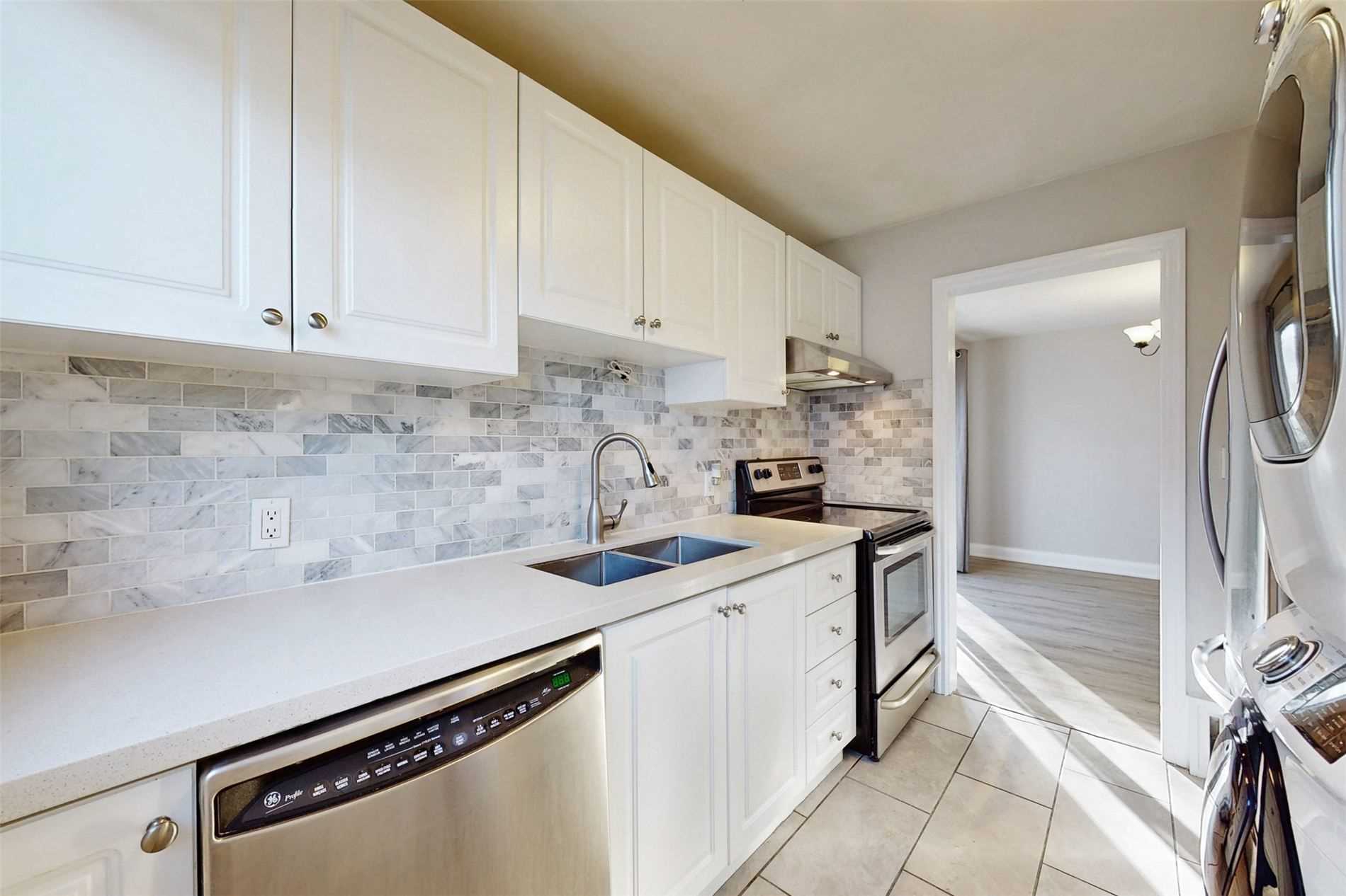 164 Eagle Street, #Upper