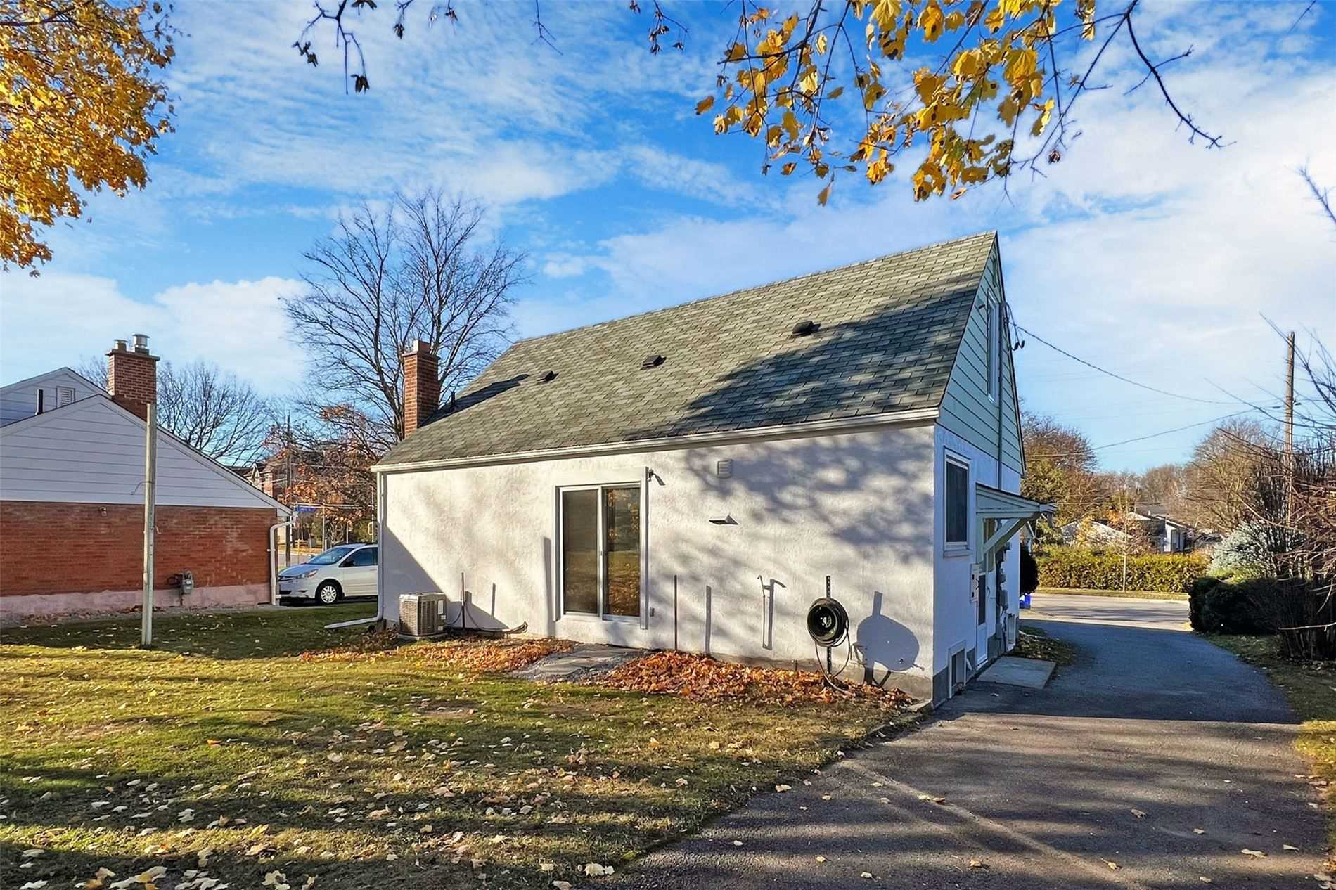 164 Eagle Street, #Upper