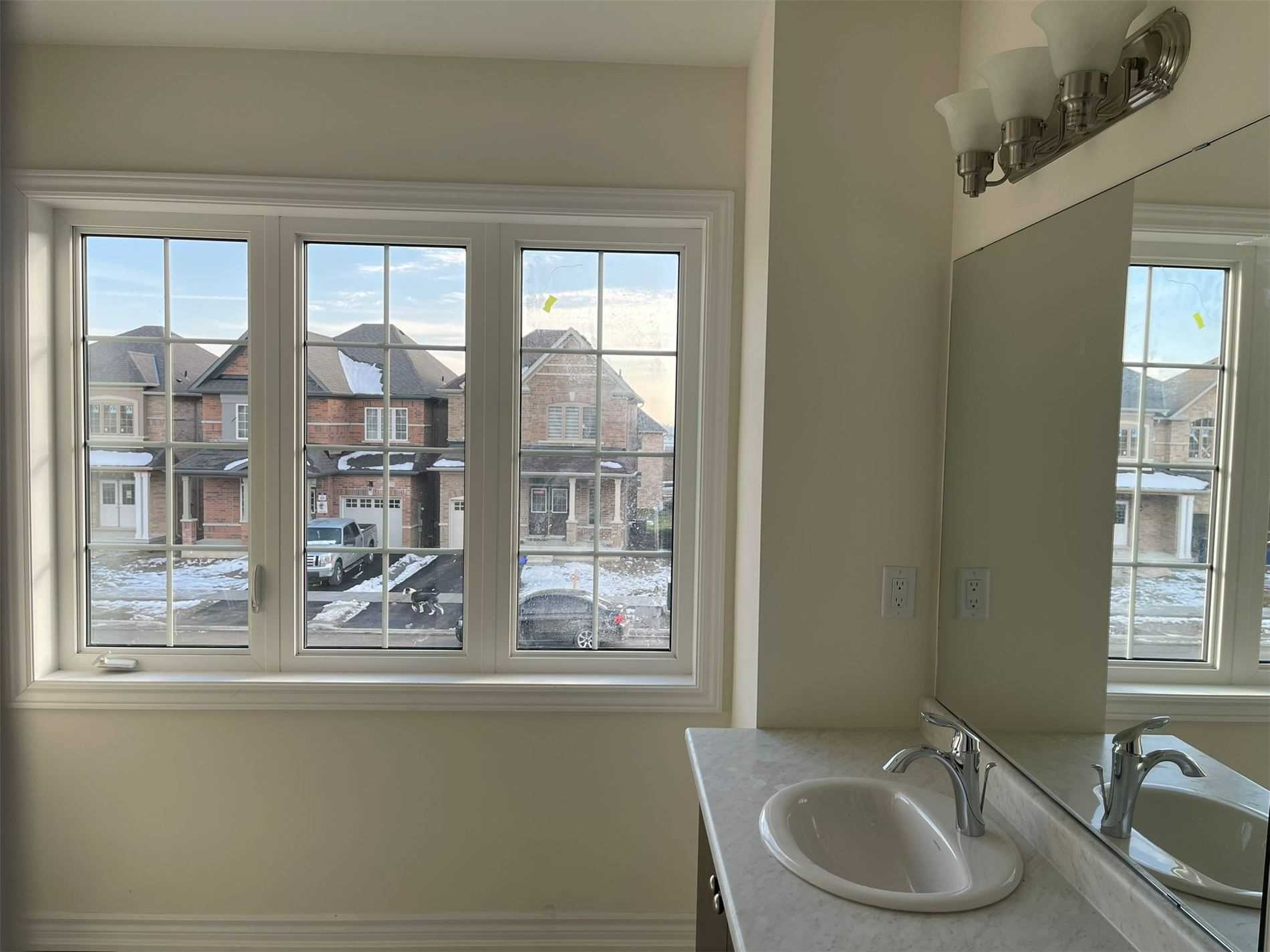 2268 Grainger Loop