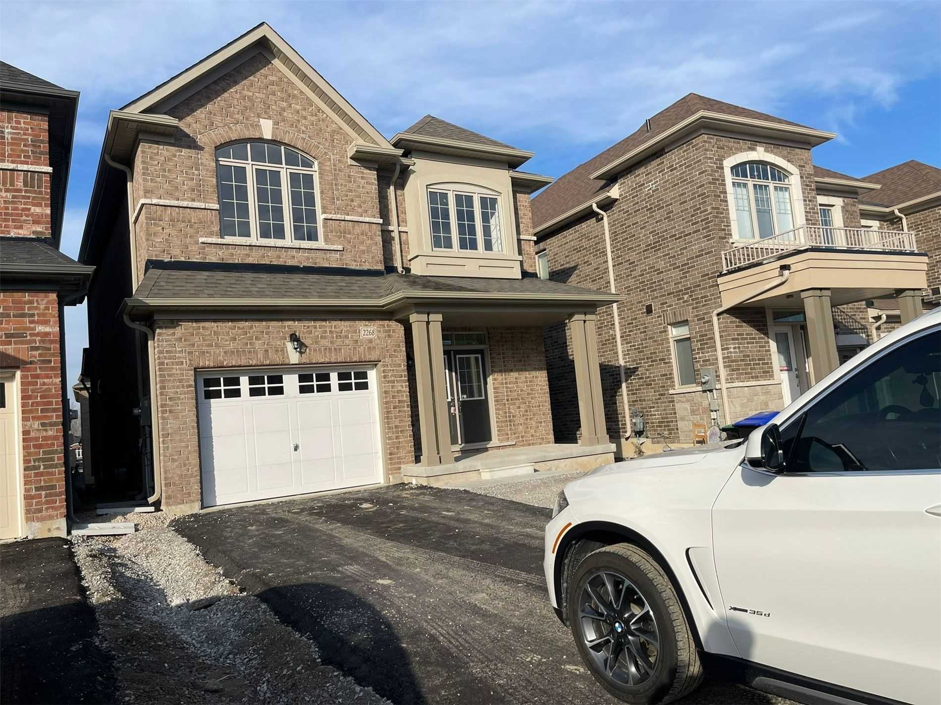 2268 Grainger Loop