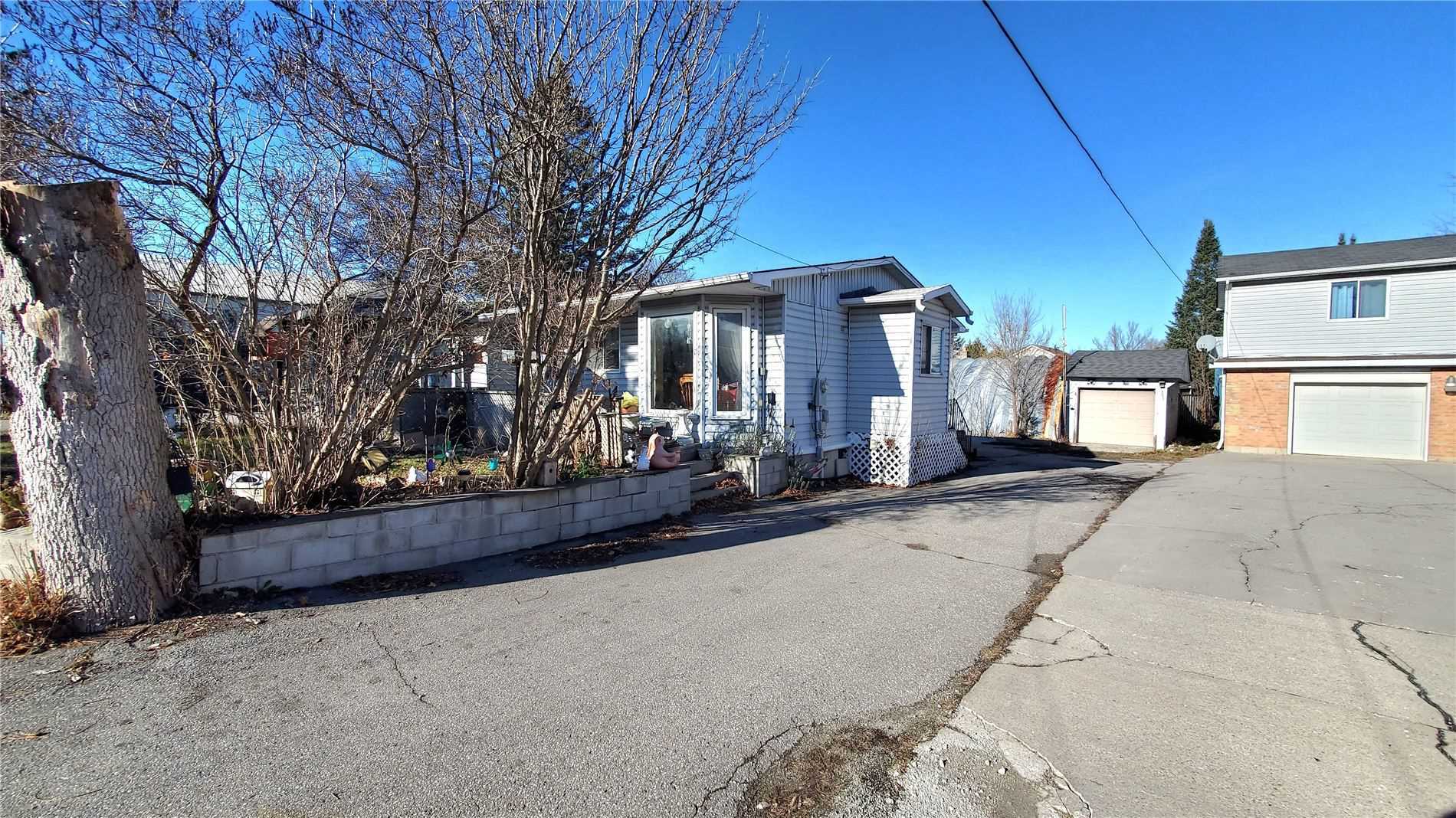 Listing N5838186 - Large Photo # 3