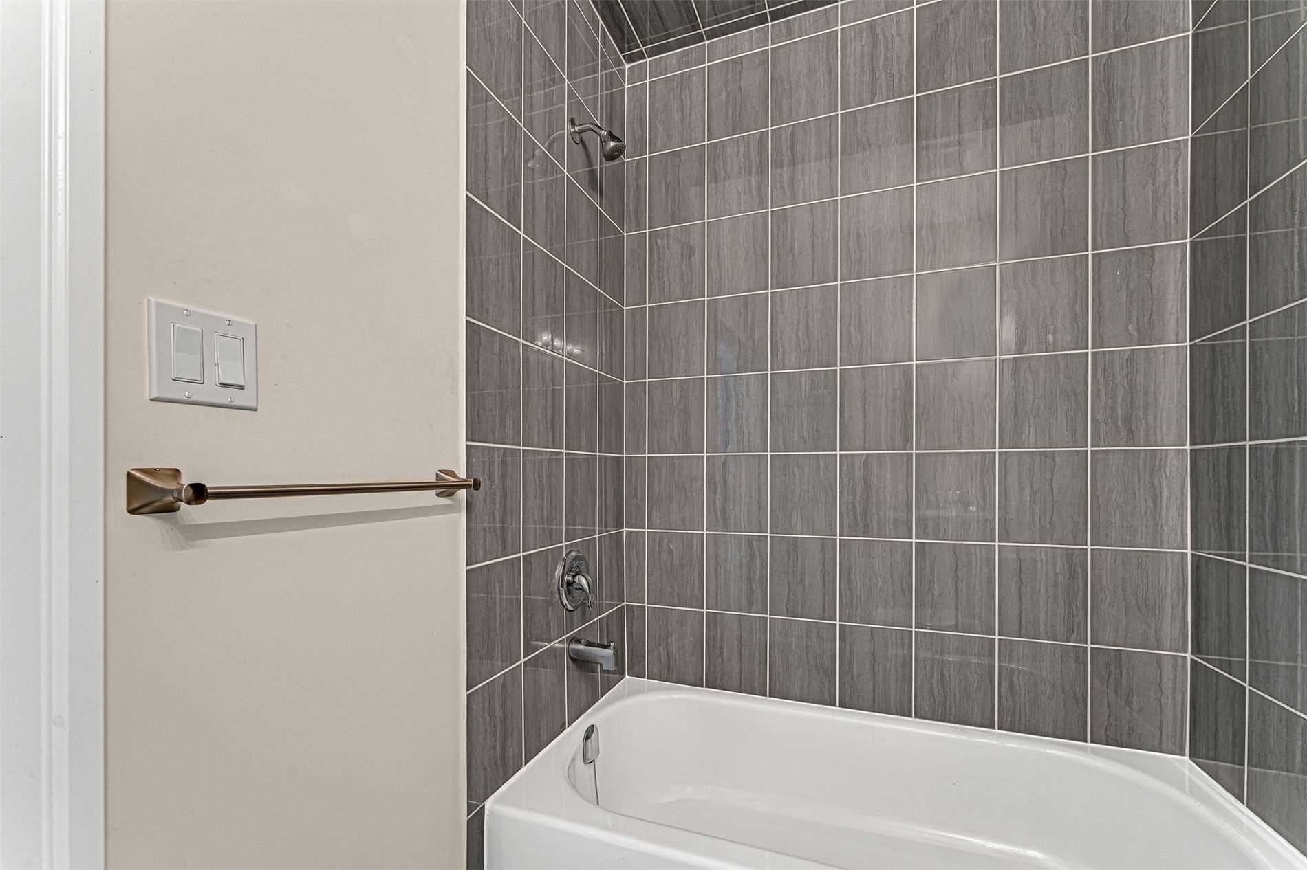 Listing N5841940 - Large Photo # 27