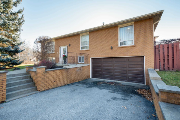 138 Pioneer Lane, Vaughan