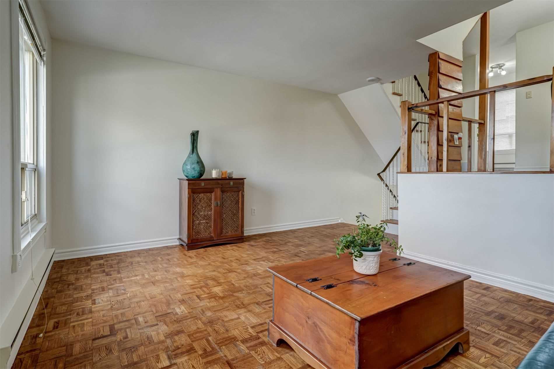 Listing N5842915 - Large Photo # 6