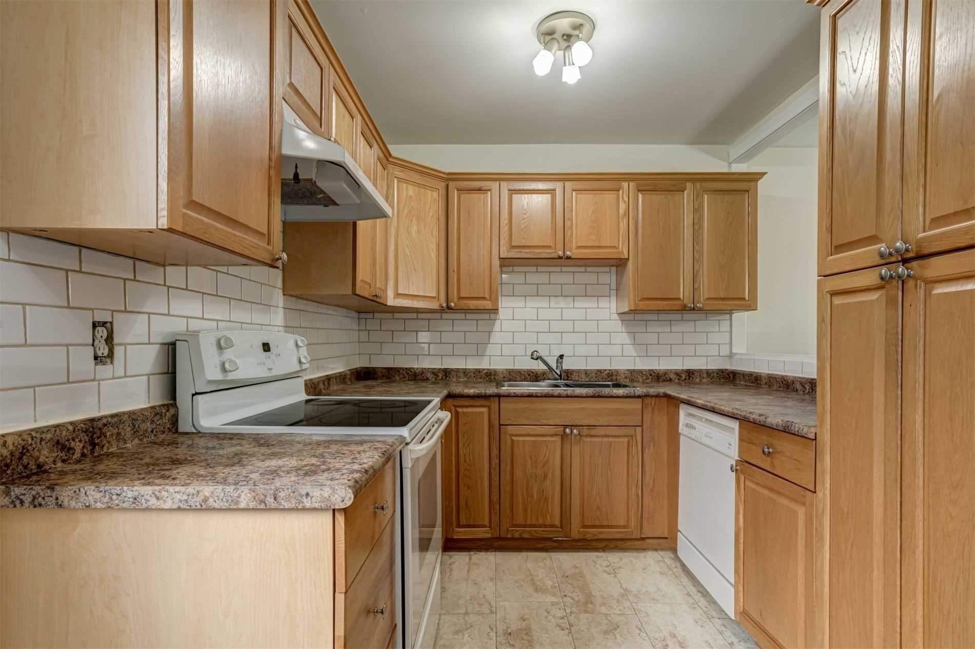 Listing N5842915 - Large Photo # 17