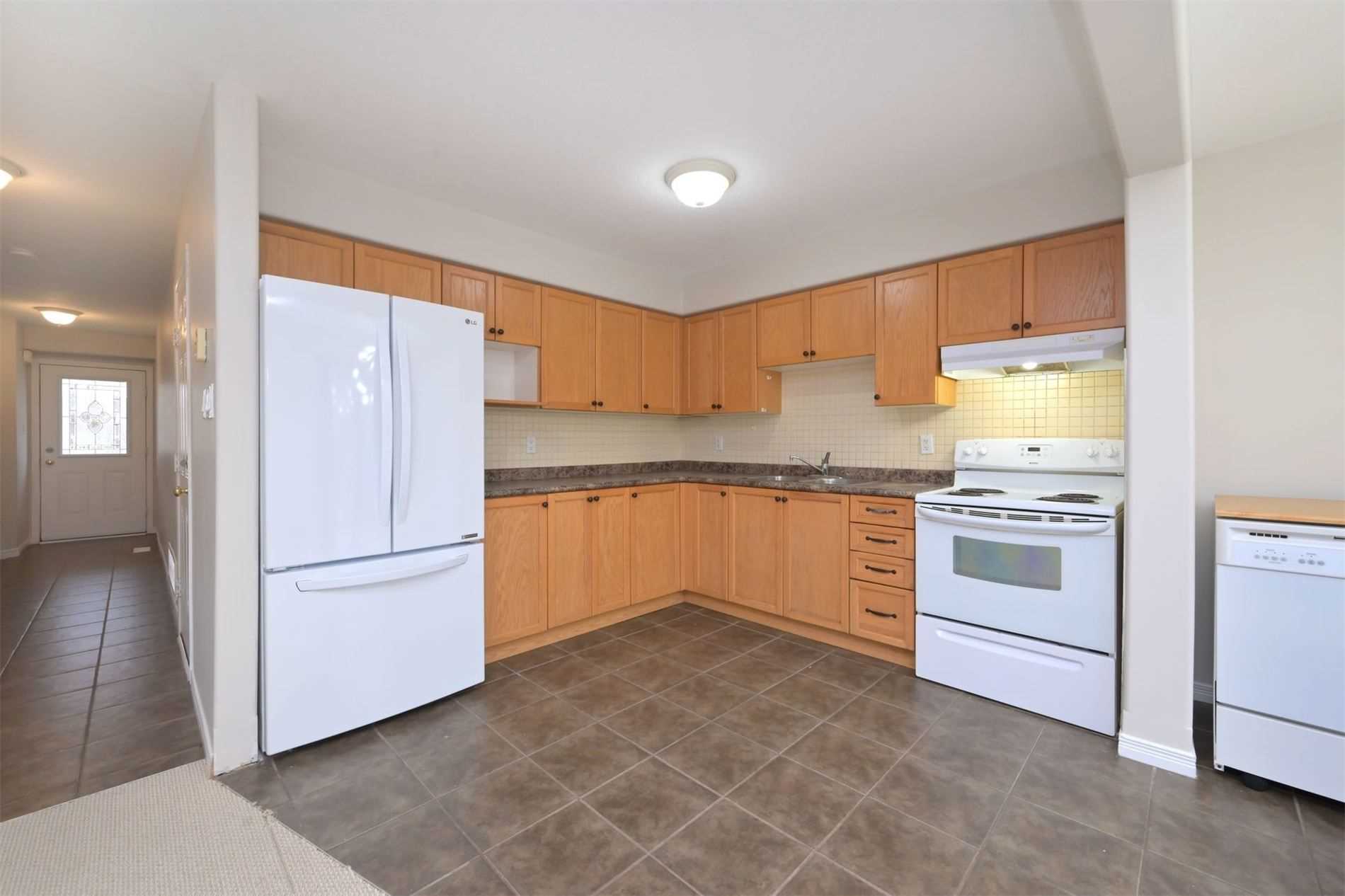 Listing N5843279 - Large Photo # 8