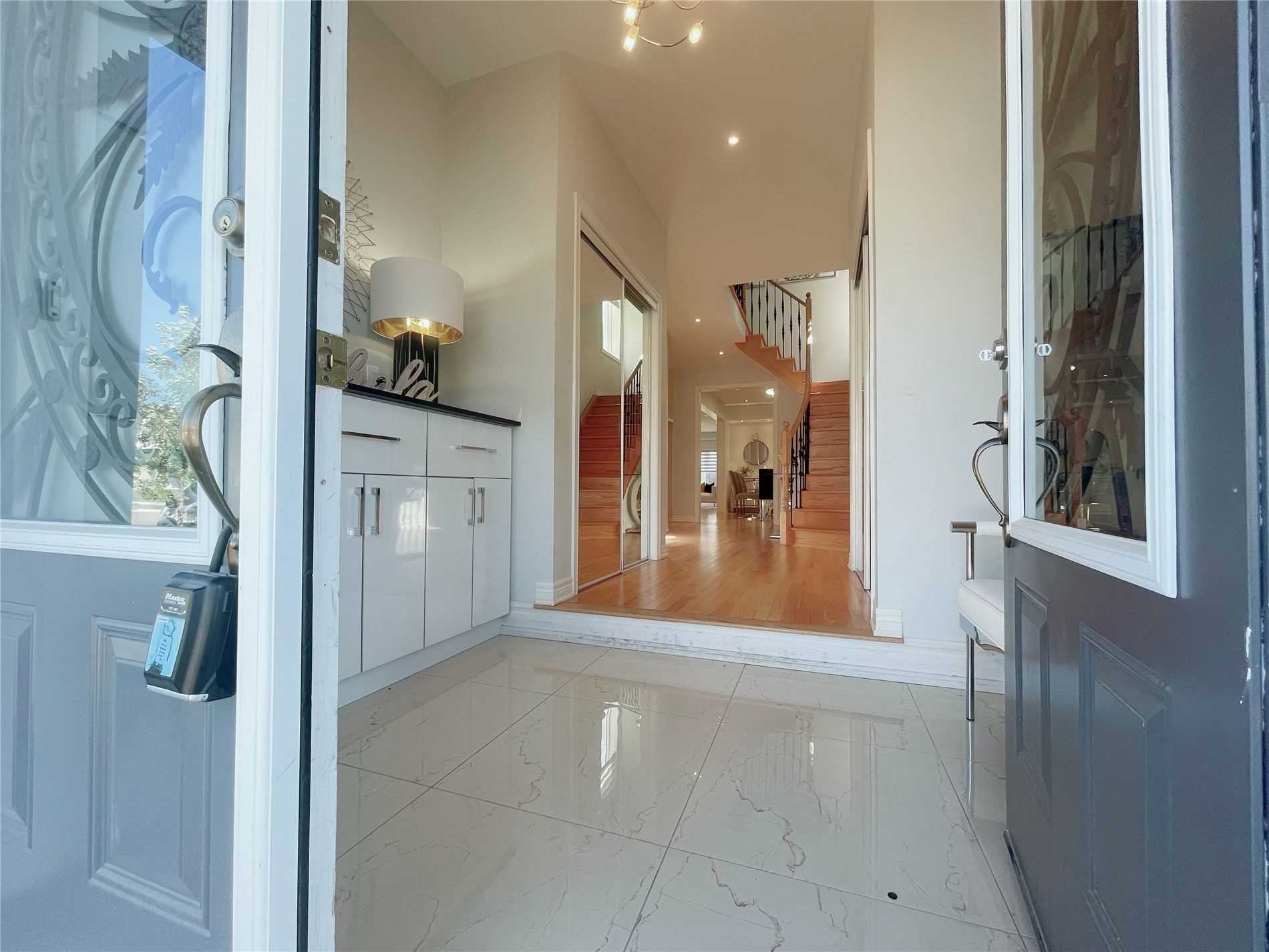 17 Foxberry Road