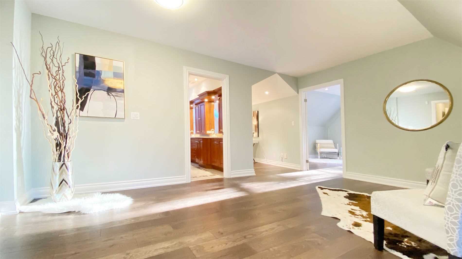 1 Blue Grass Dr