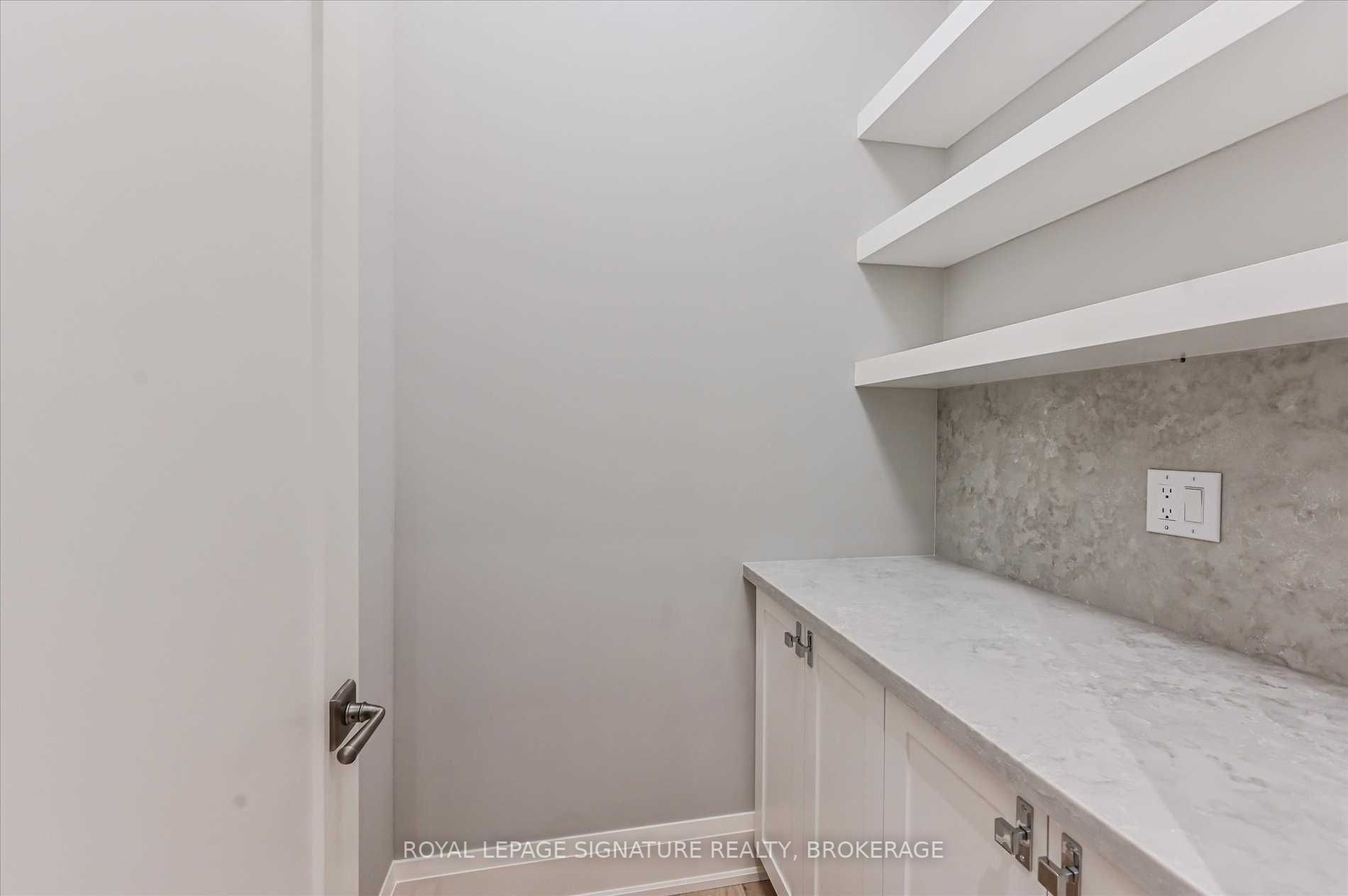 Listing N5845755 - Large Photo # 9