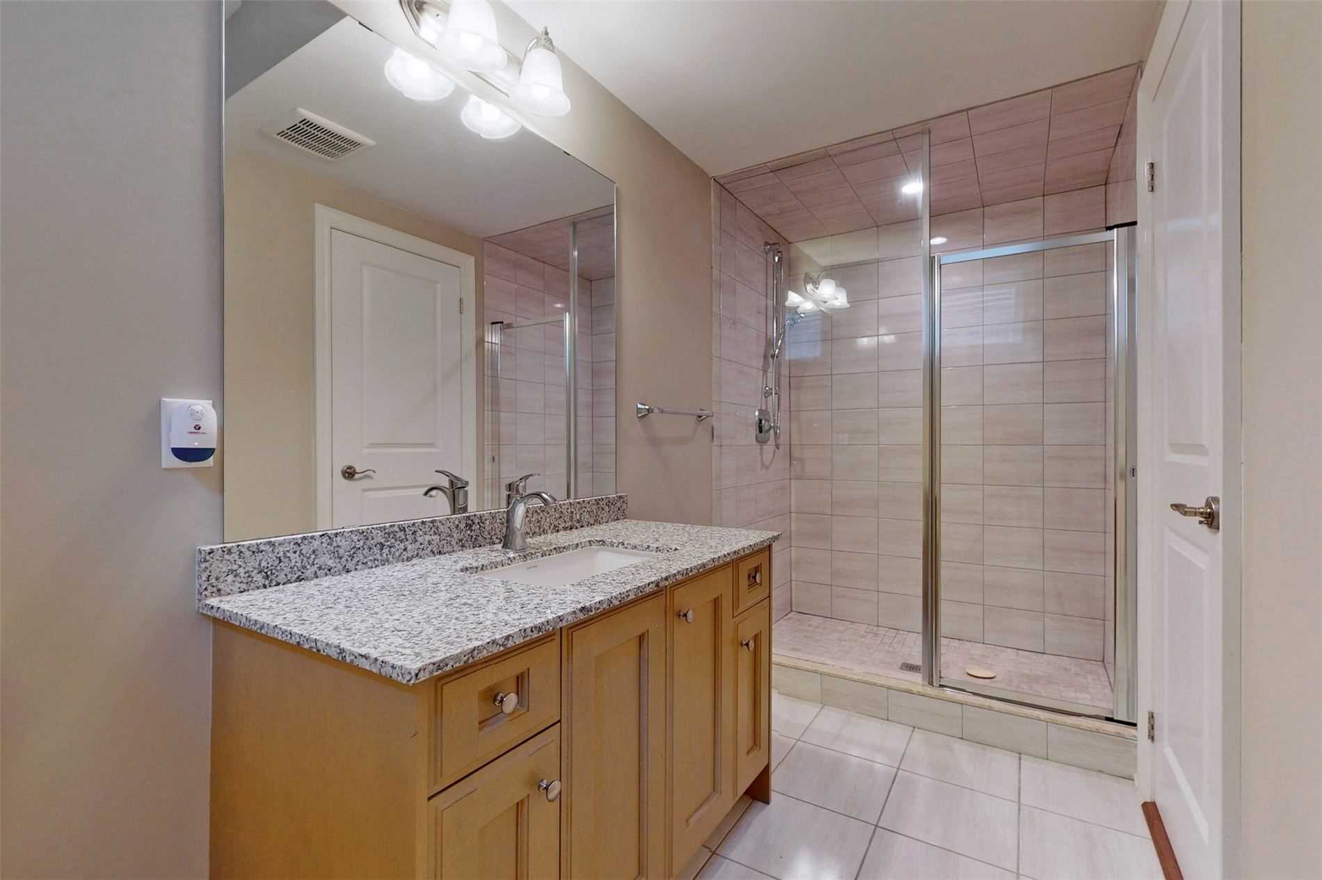 Listing N5846488 - Large Photo # 24