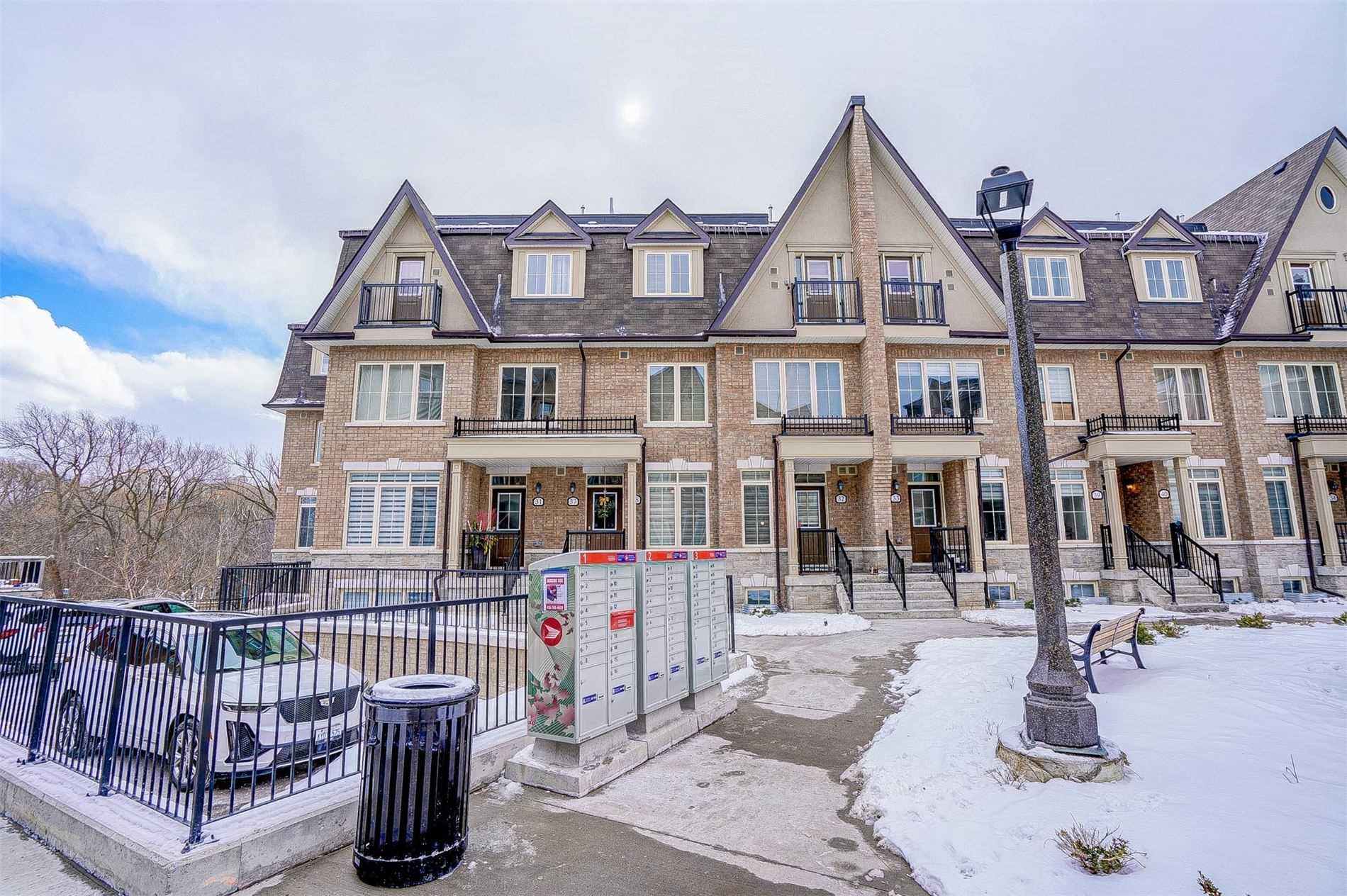 181 Parktree Dr, #38