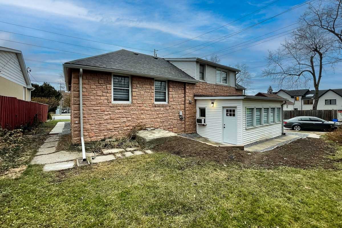 31 Morgan Ave, #Unit C