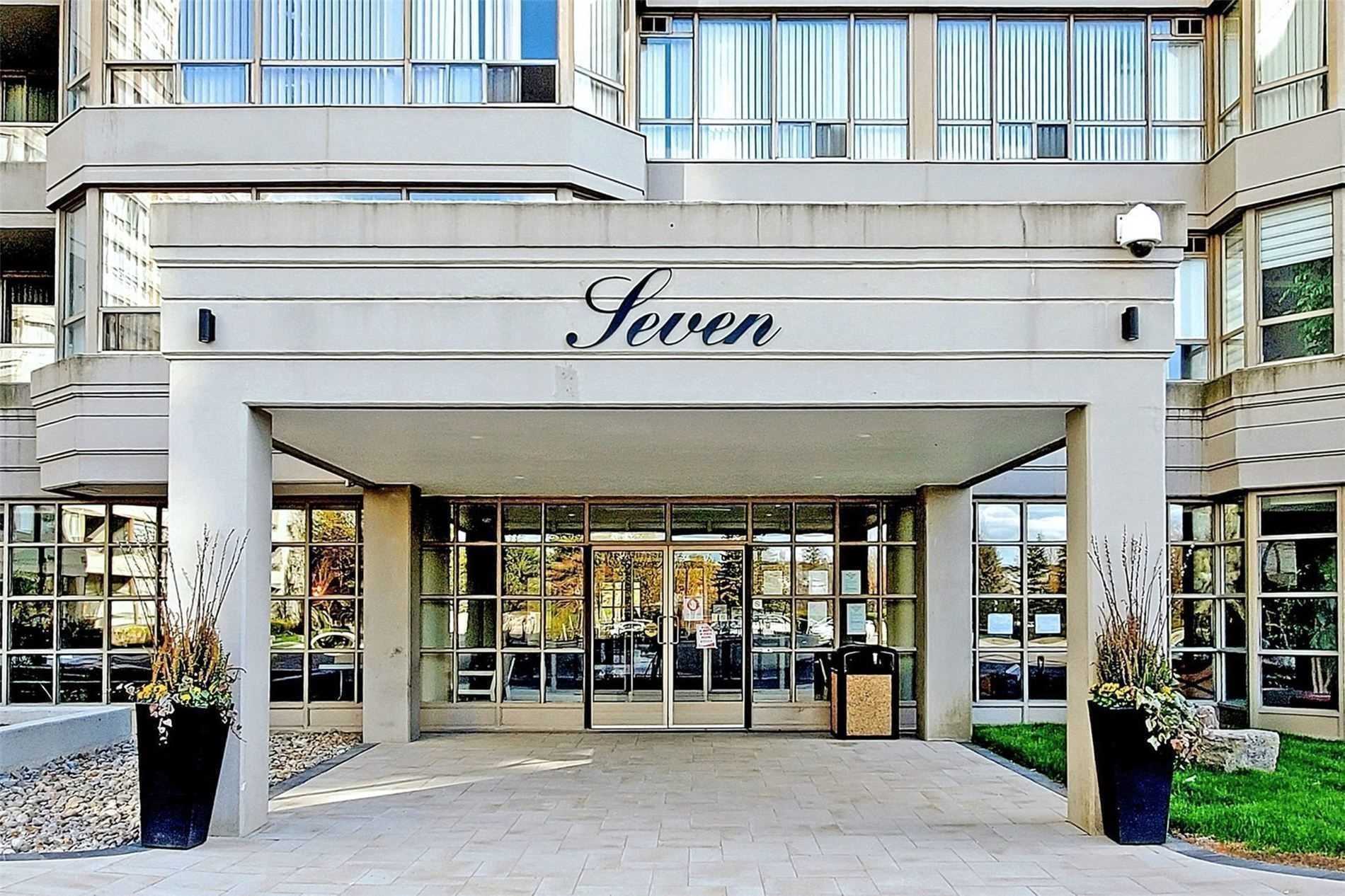 7 Townsgate Dr, #312