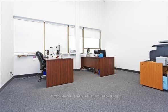 Listing N5850436 - Large Photo # 4