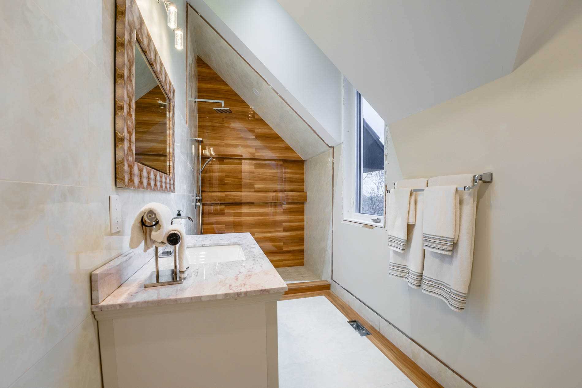 15 Glenview Heights Lane