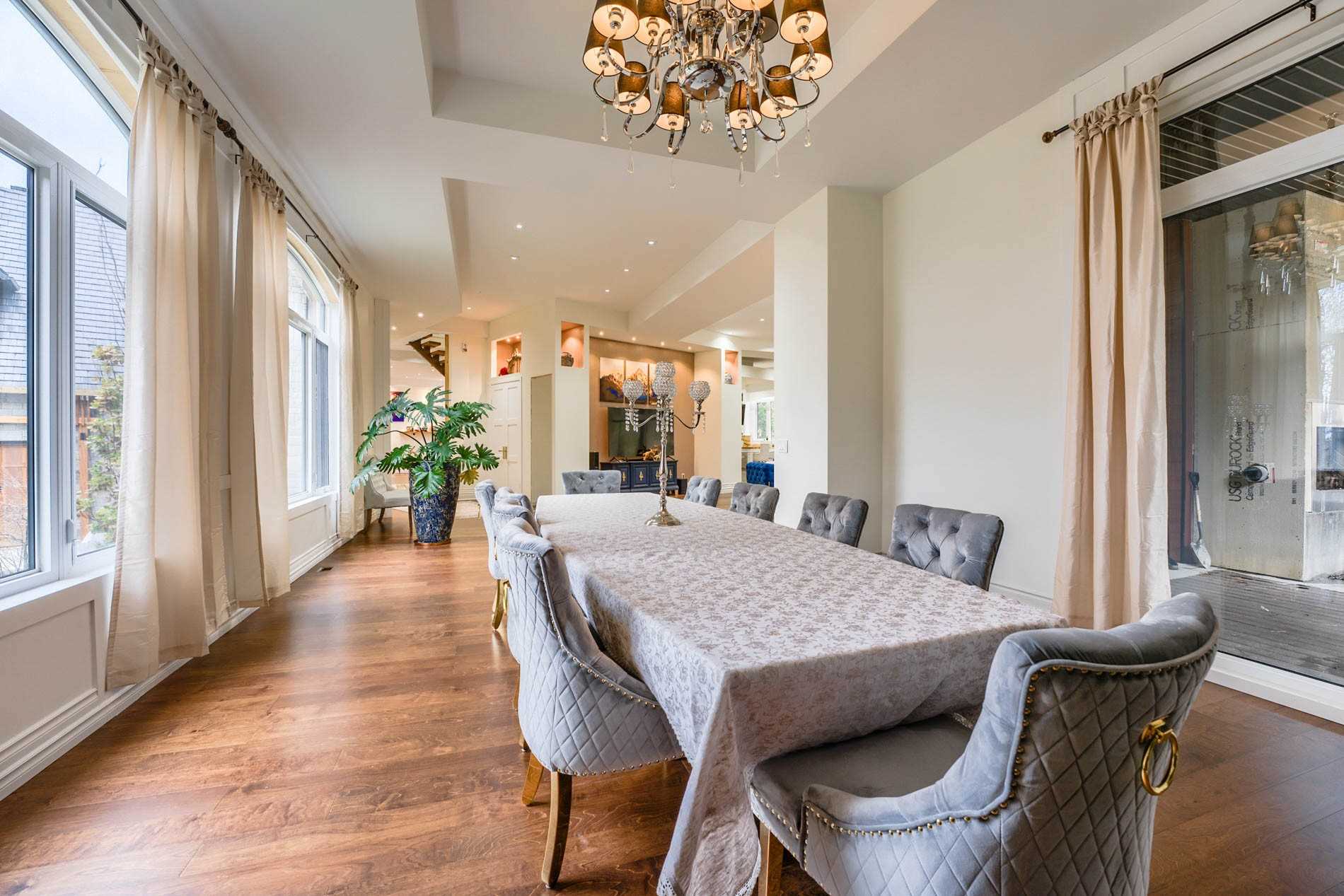 15 Glenview Heights Lane