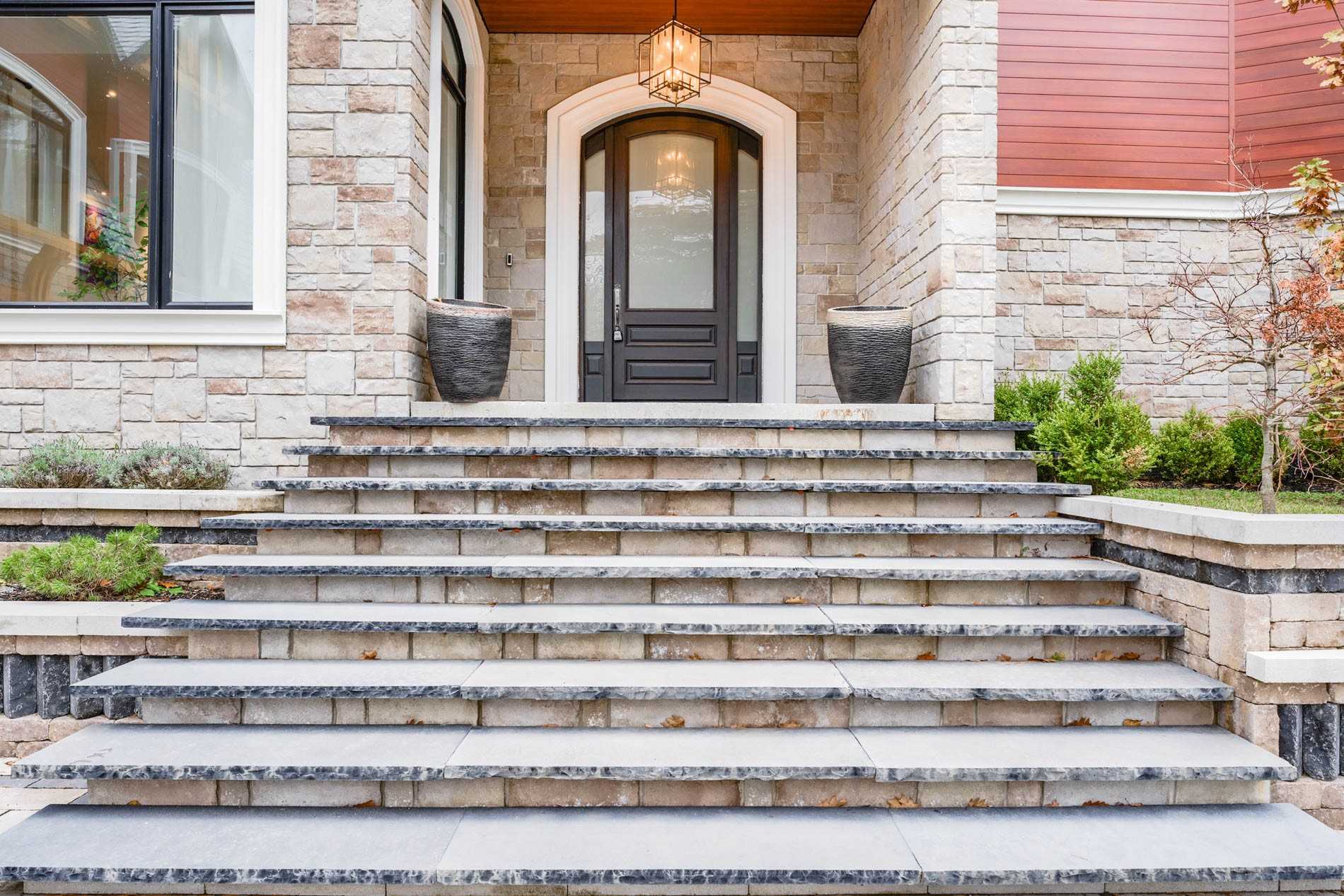 15 Glenview Heights Lane