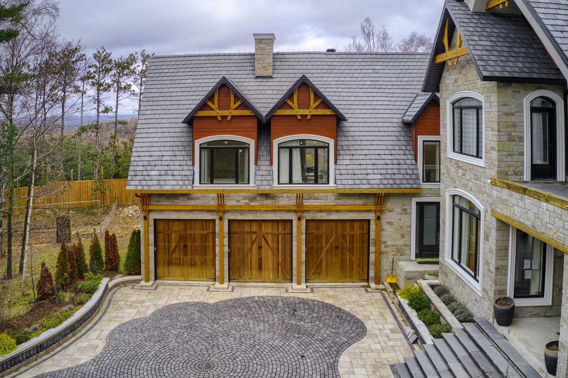 15 Glenview Heights Lane