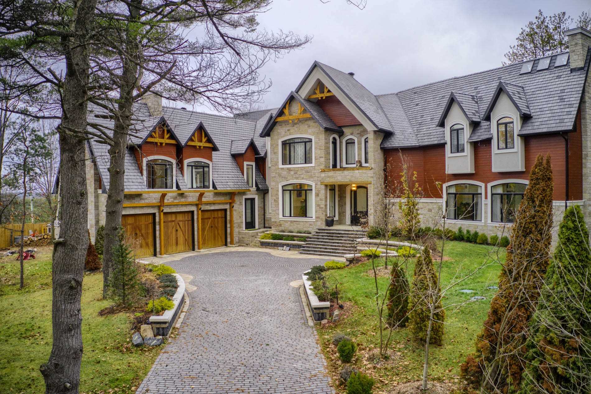 15 Glenview Heights Lane