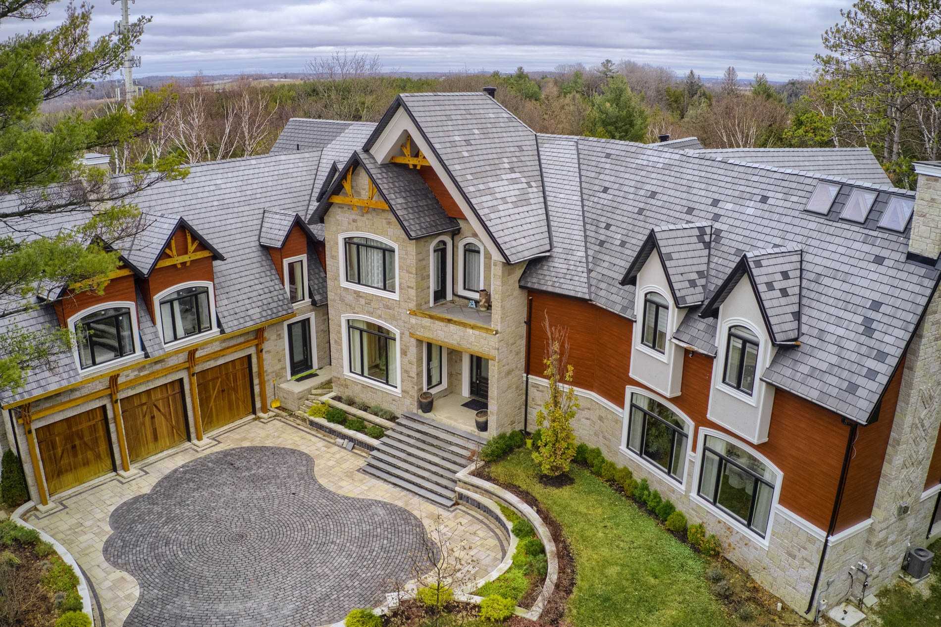 15 Glenview Heights Lane