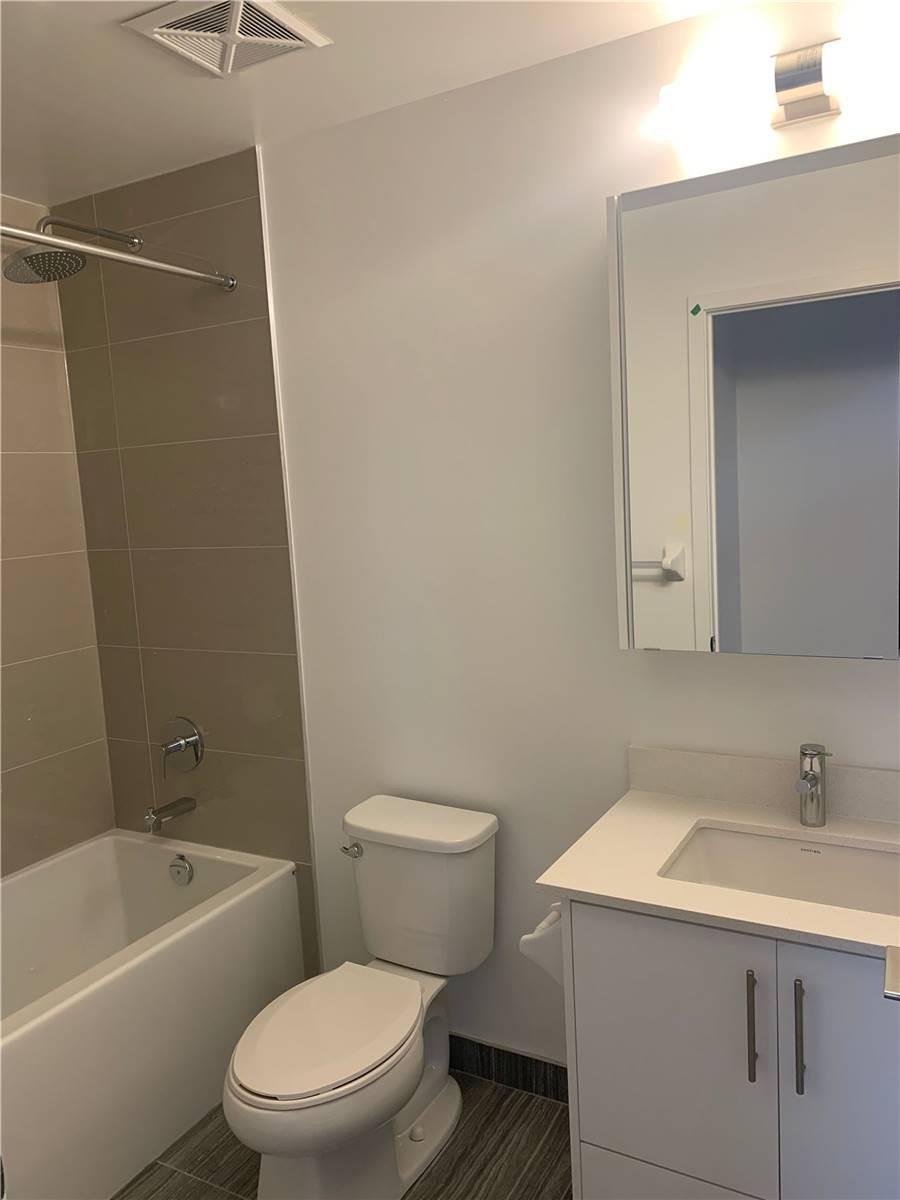 85 Oneida Crescent #816