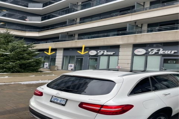 372 Highway 7 Hllw E, Richmond Hill
