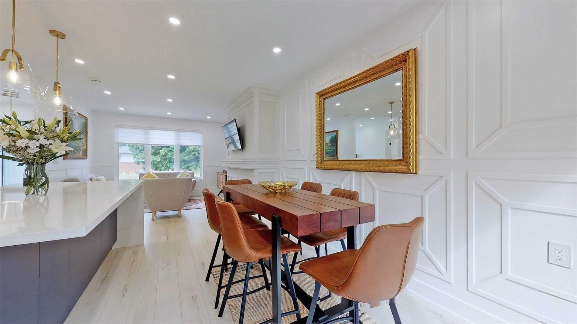 111 Evahill Cres