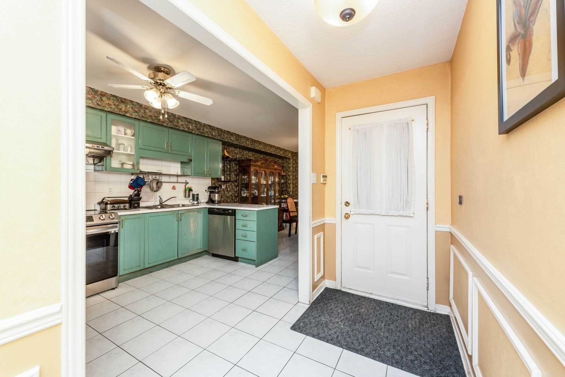 97 Pinedale Gate
