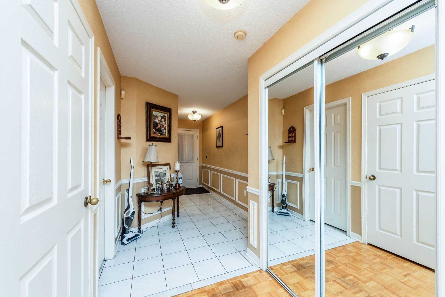 97 Pinedale Gate