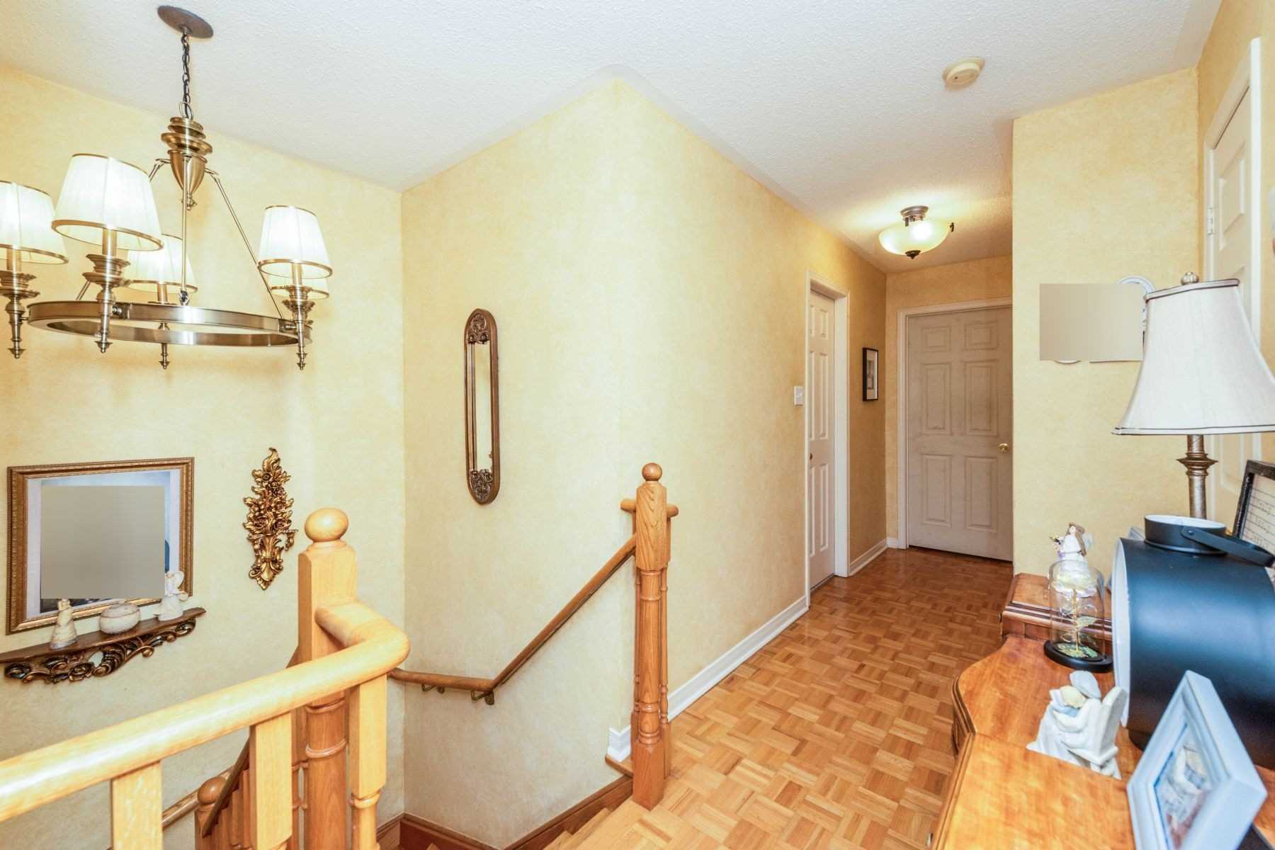 97 Pinedale Gate