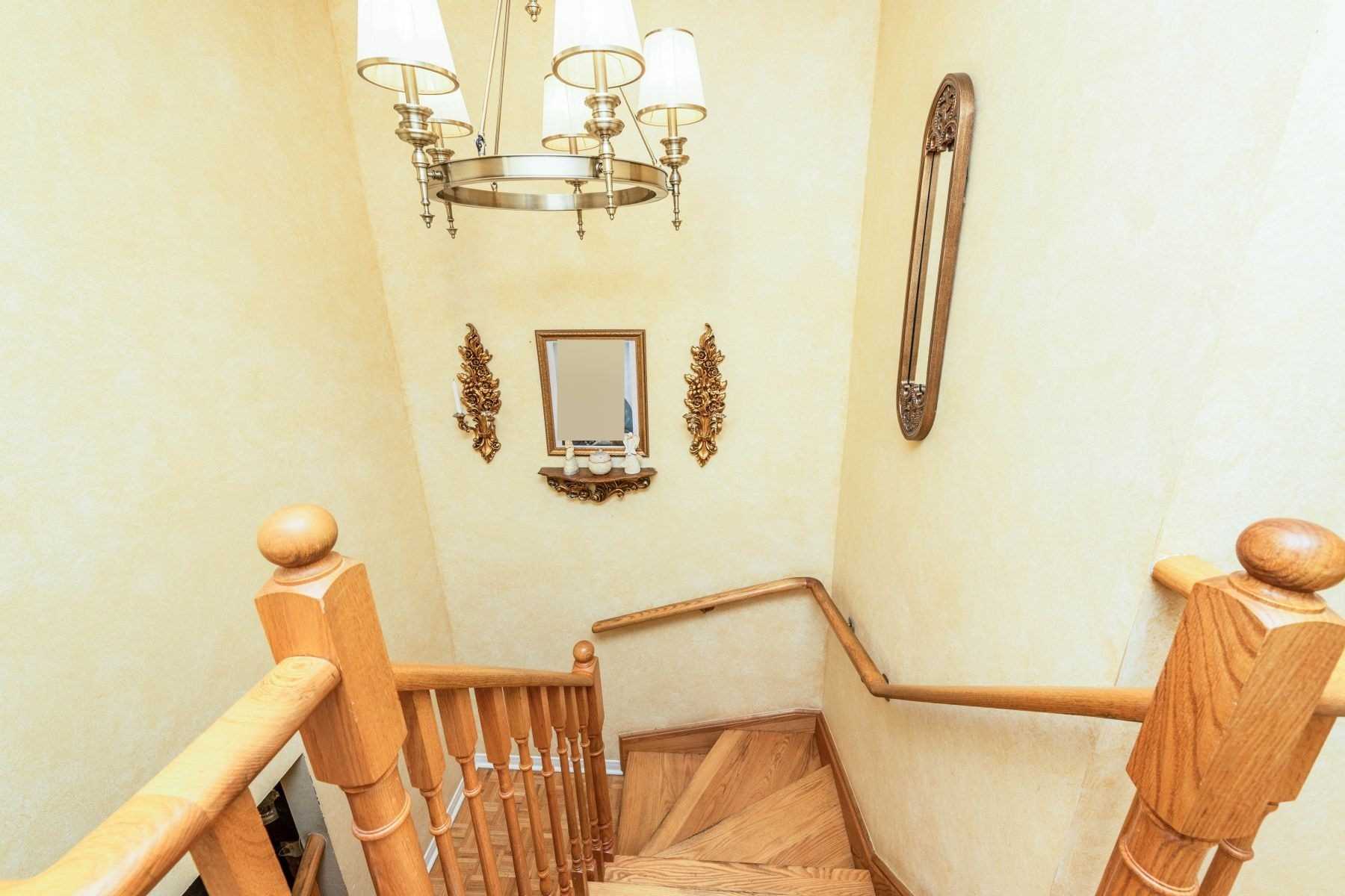 97 Pinedale Gate