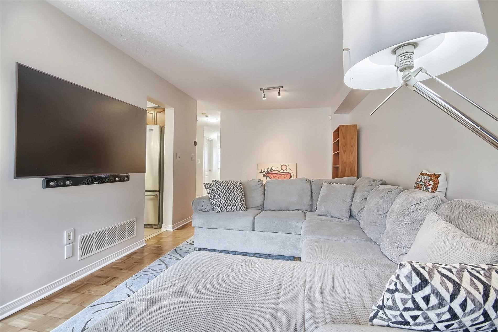 39 Hirst Avenue