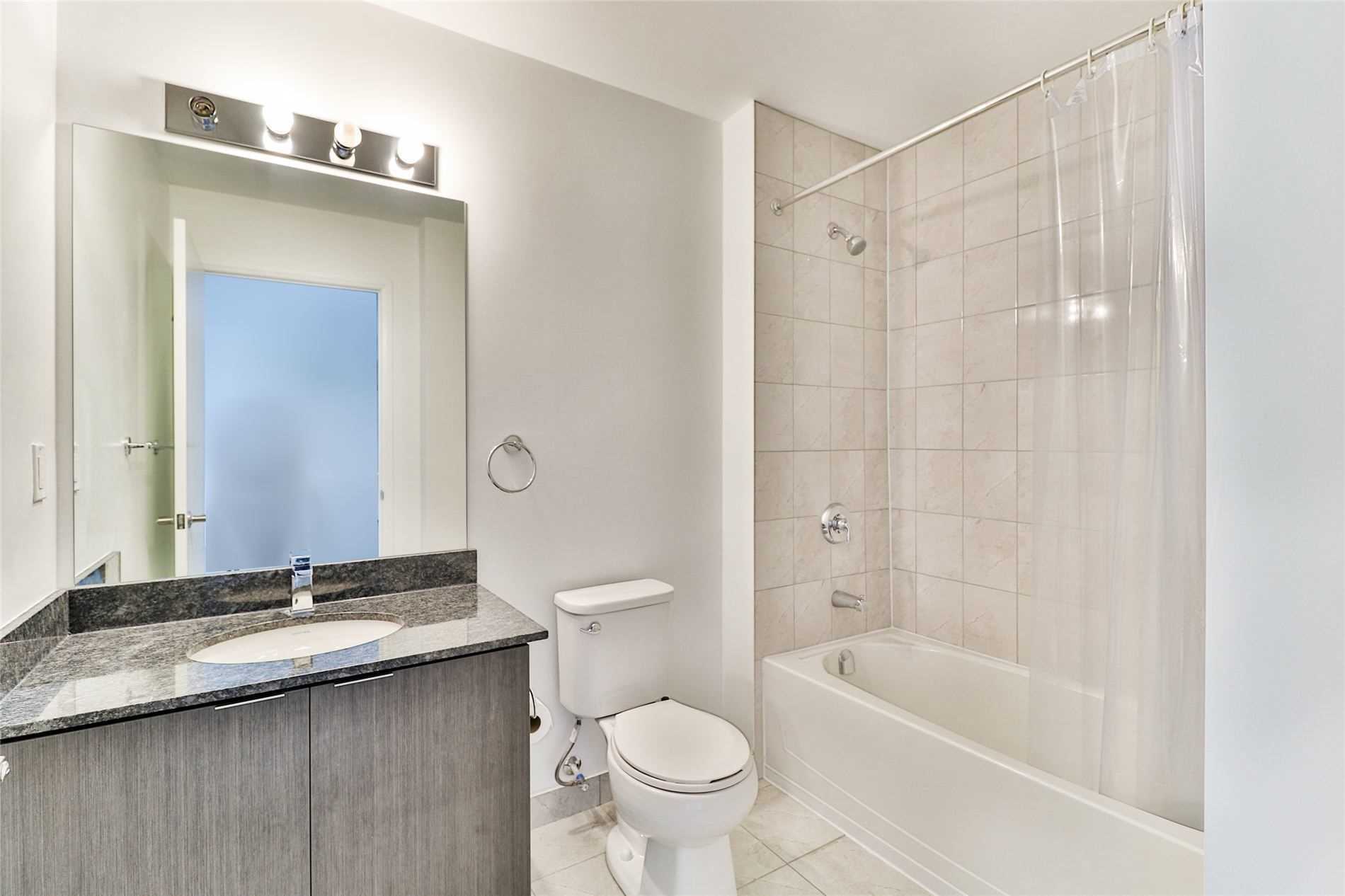 Listing N5856870 - Large Photo # 18
