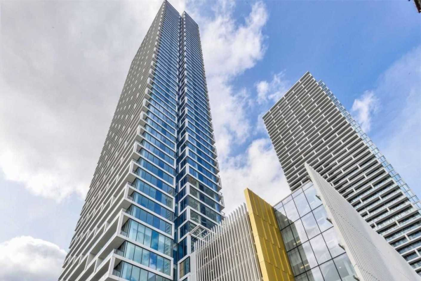5 Buttermill Ave, Vaughan